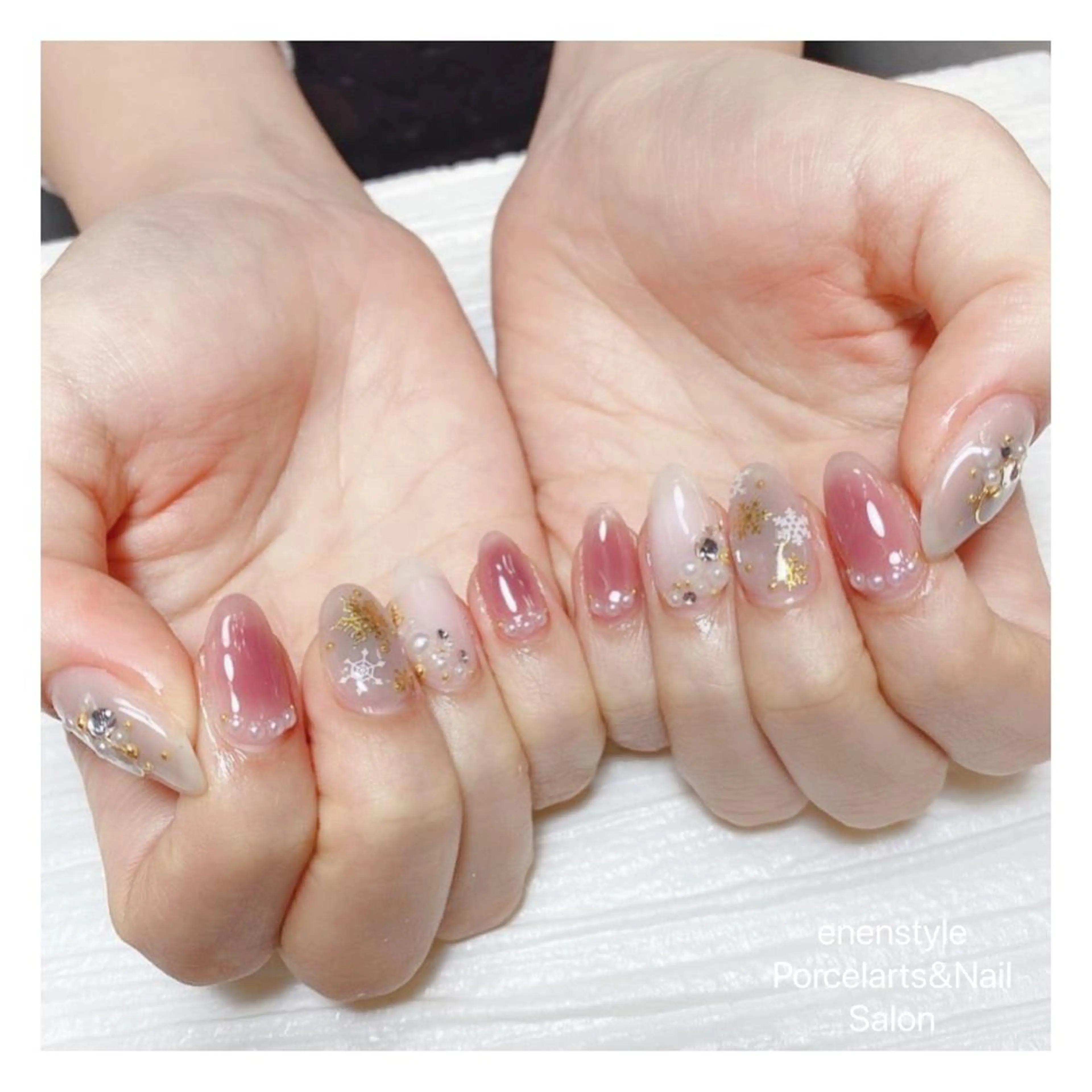 ミディアム ネイル ハンドネイル 👑enen style👑のネイルデザイン