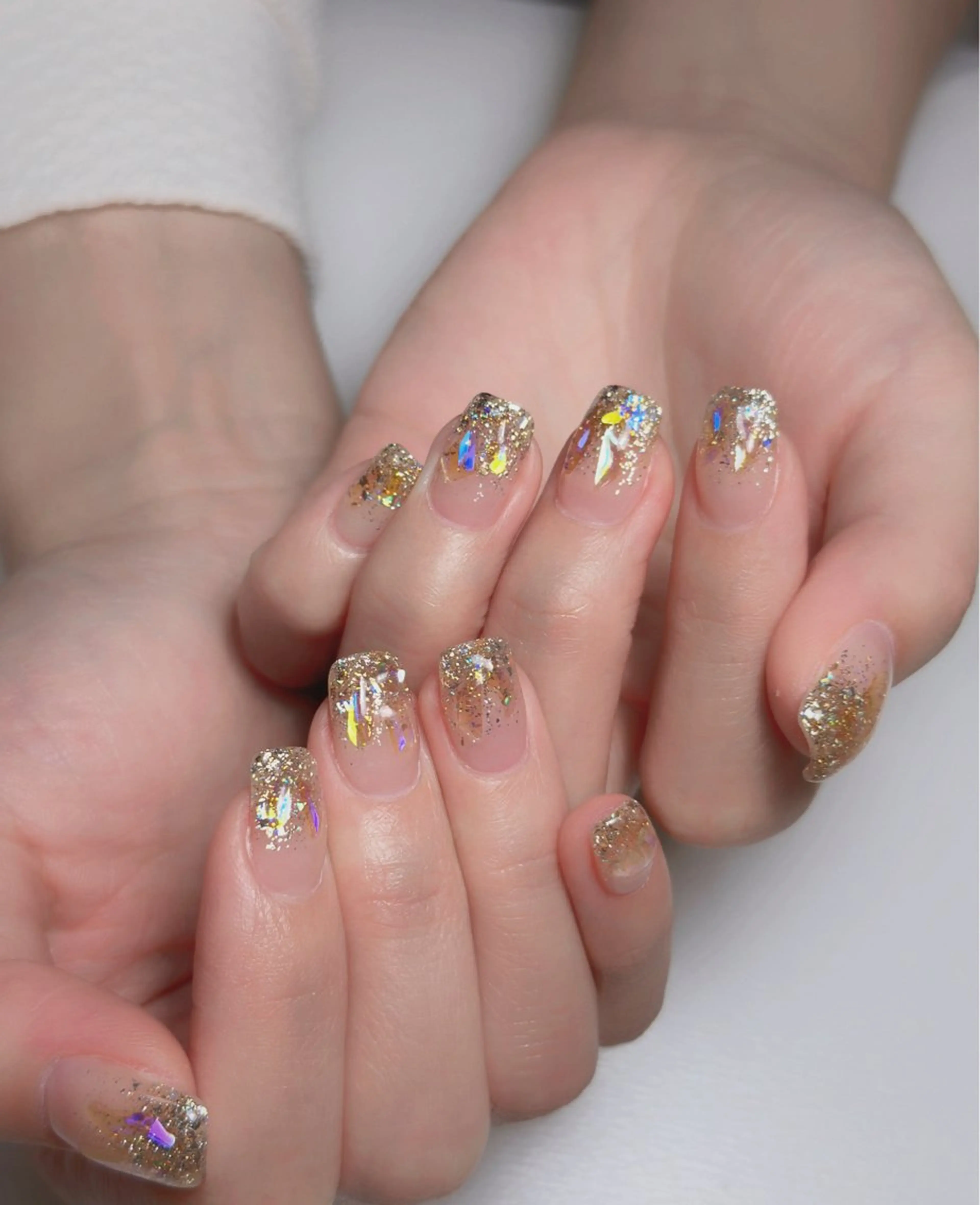 ネイル オーロラネイル 長さ出し フットネイル ラメ(グリッター) ラメグラデーション ハンドネイル 👍thumbs up nail👍のネイルデザイン