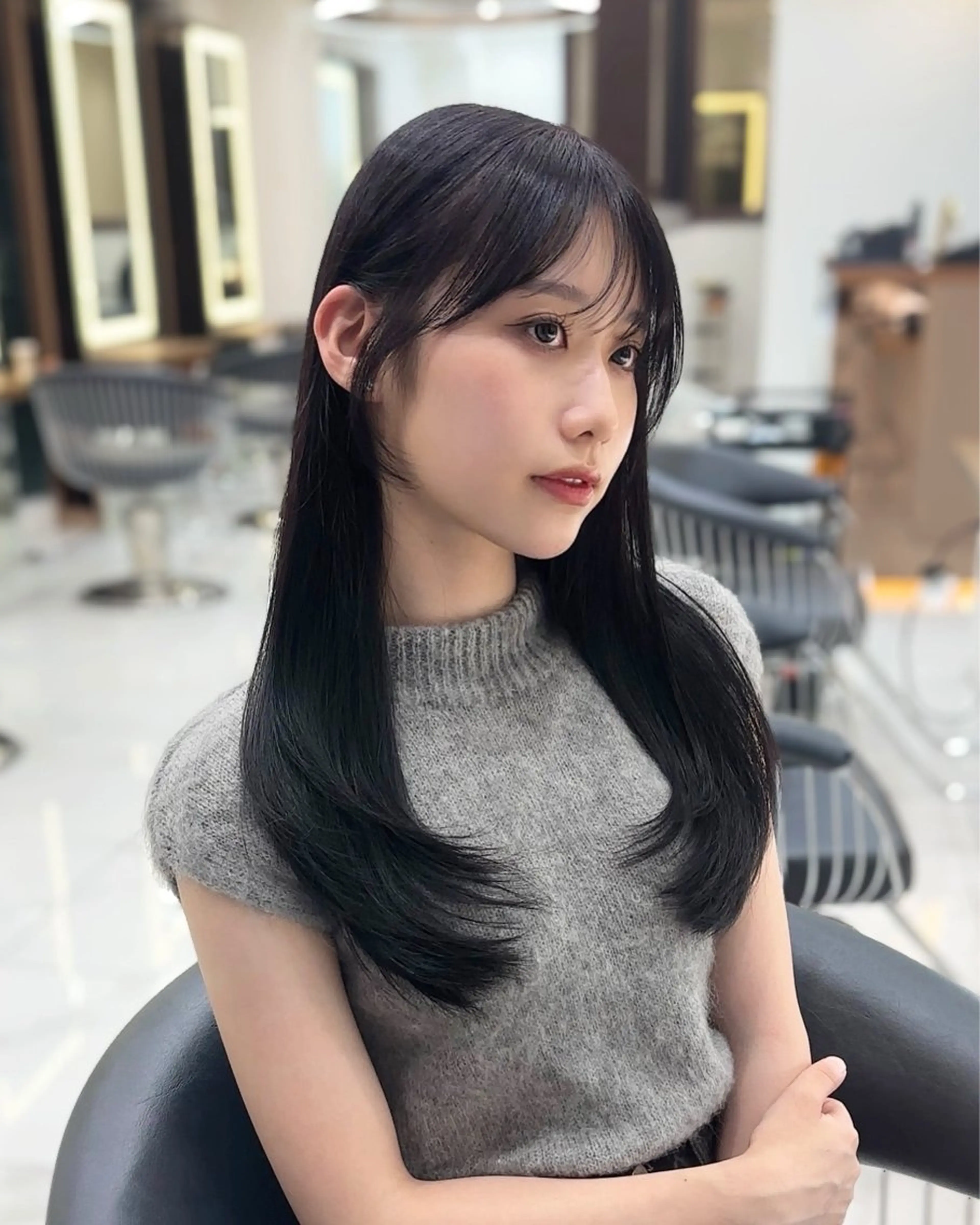 ロング レイヤーカット 柳堀 日菜のマツエク・マツパデザイン