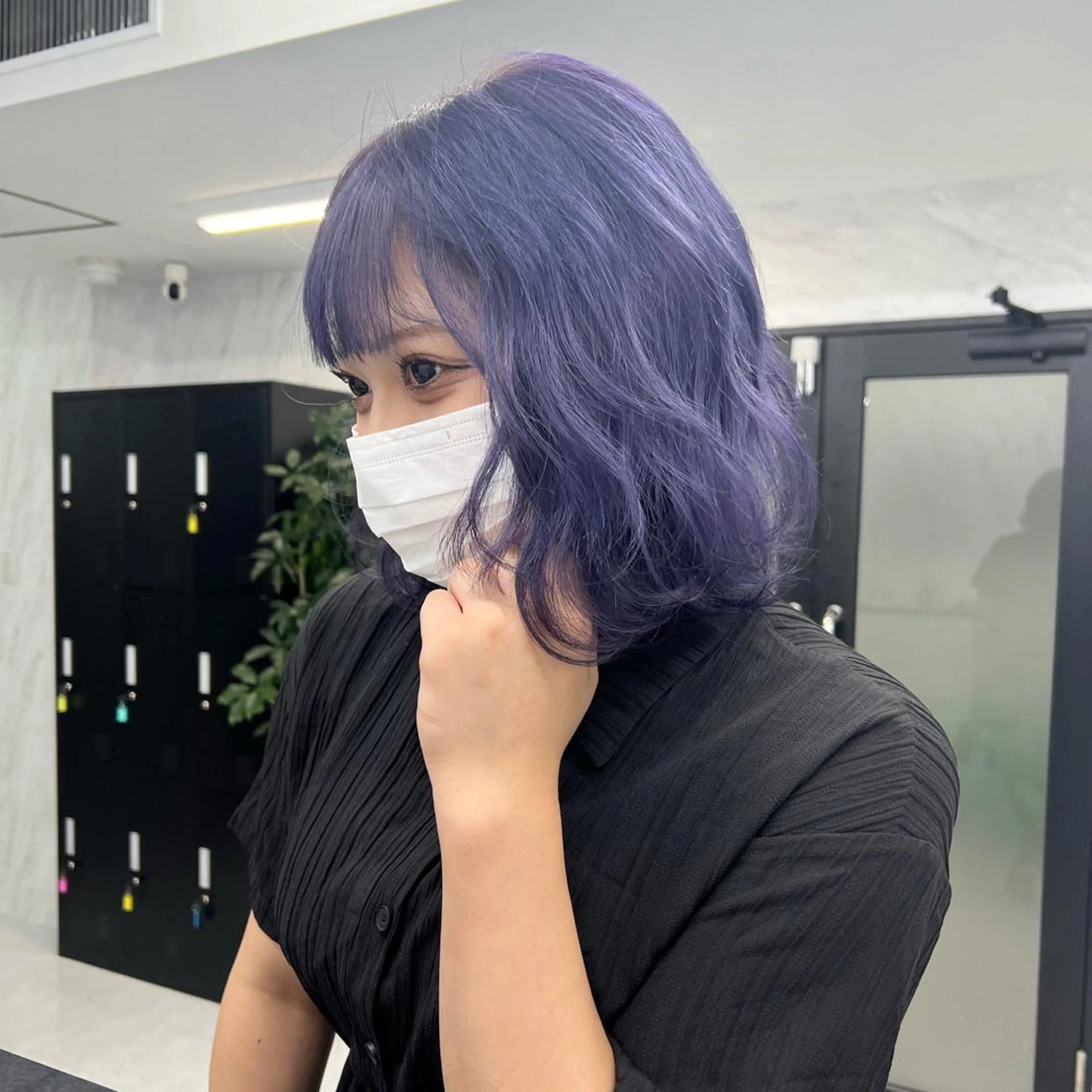 ミディアム カラー シールエクステ ハイトーンカラー エクステ ヘアカラー トリートメント シールエクステ特化 ハイトーン、NANAのヘアスタイル