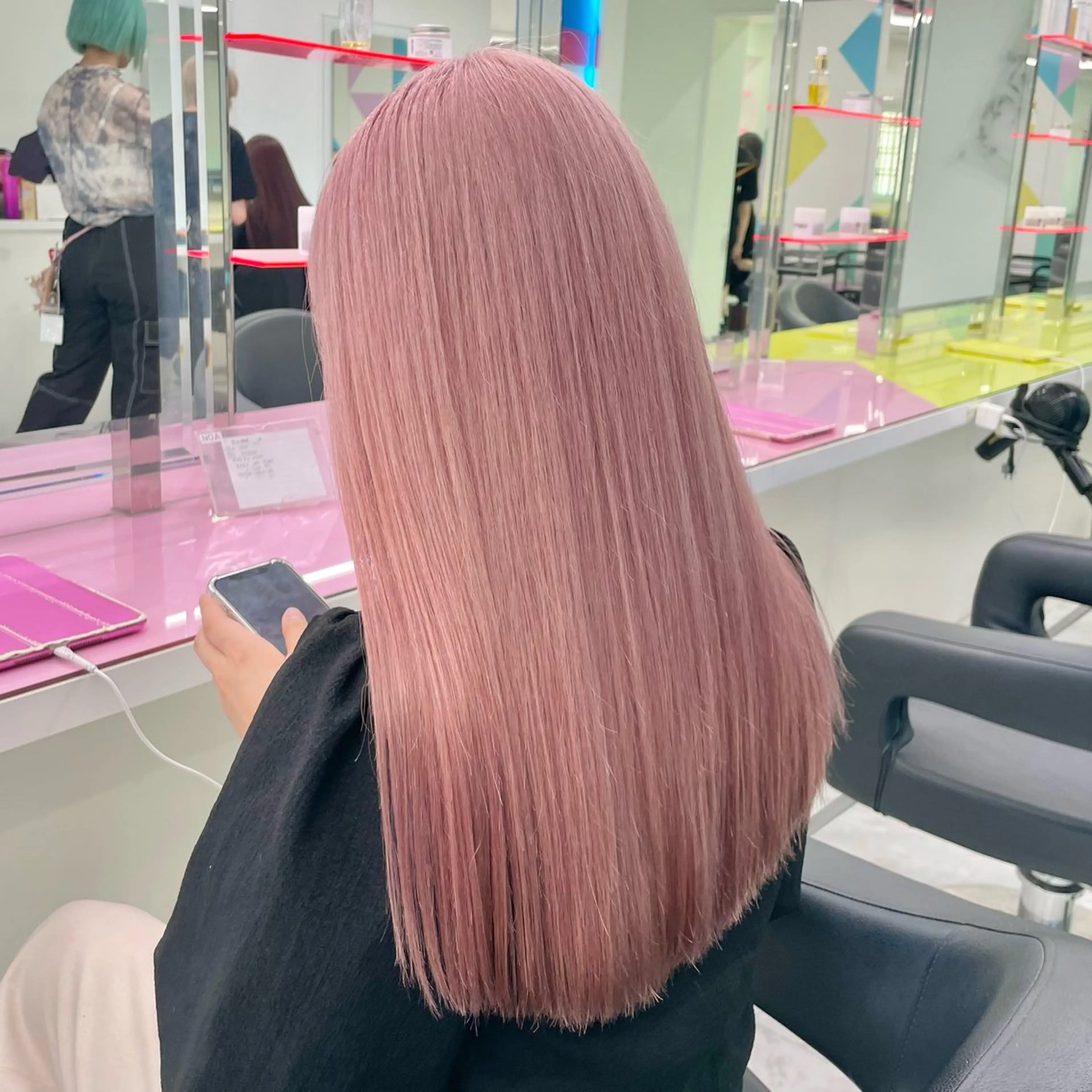 ミディアム カラー ヘアカラー ヘッドスパ ヘアセット 🎀🧁ダメージレス 艶髪カラー🧁🎀のヘアスタイル