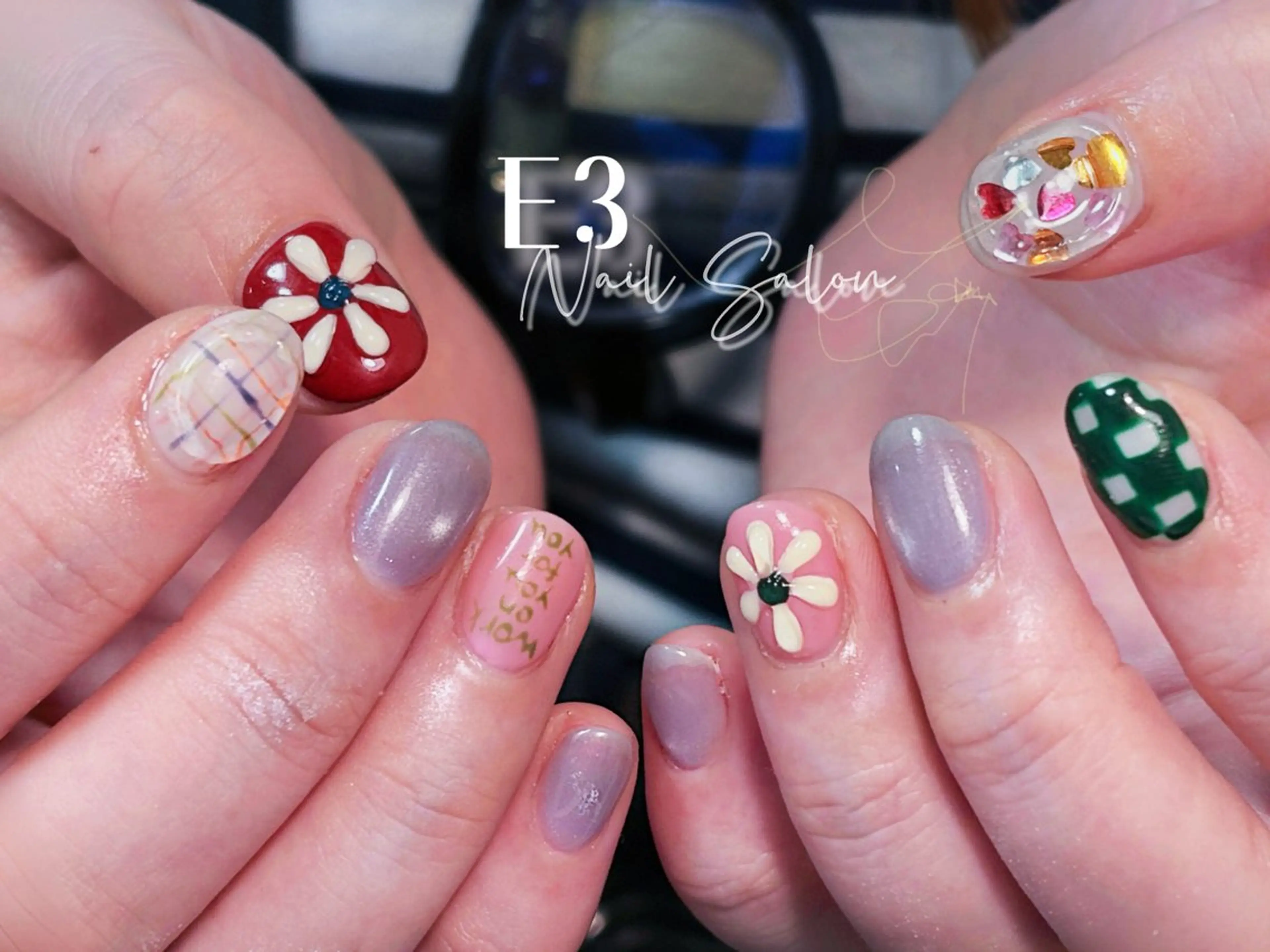 ネイル フレンチネイル ジェルネイル ガラスフレンチ グラデーション キラキラネイル ハンドネイル E3 Nail Salonのネイルデザイン