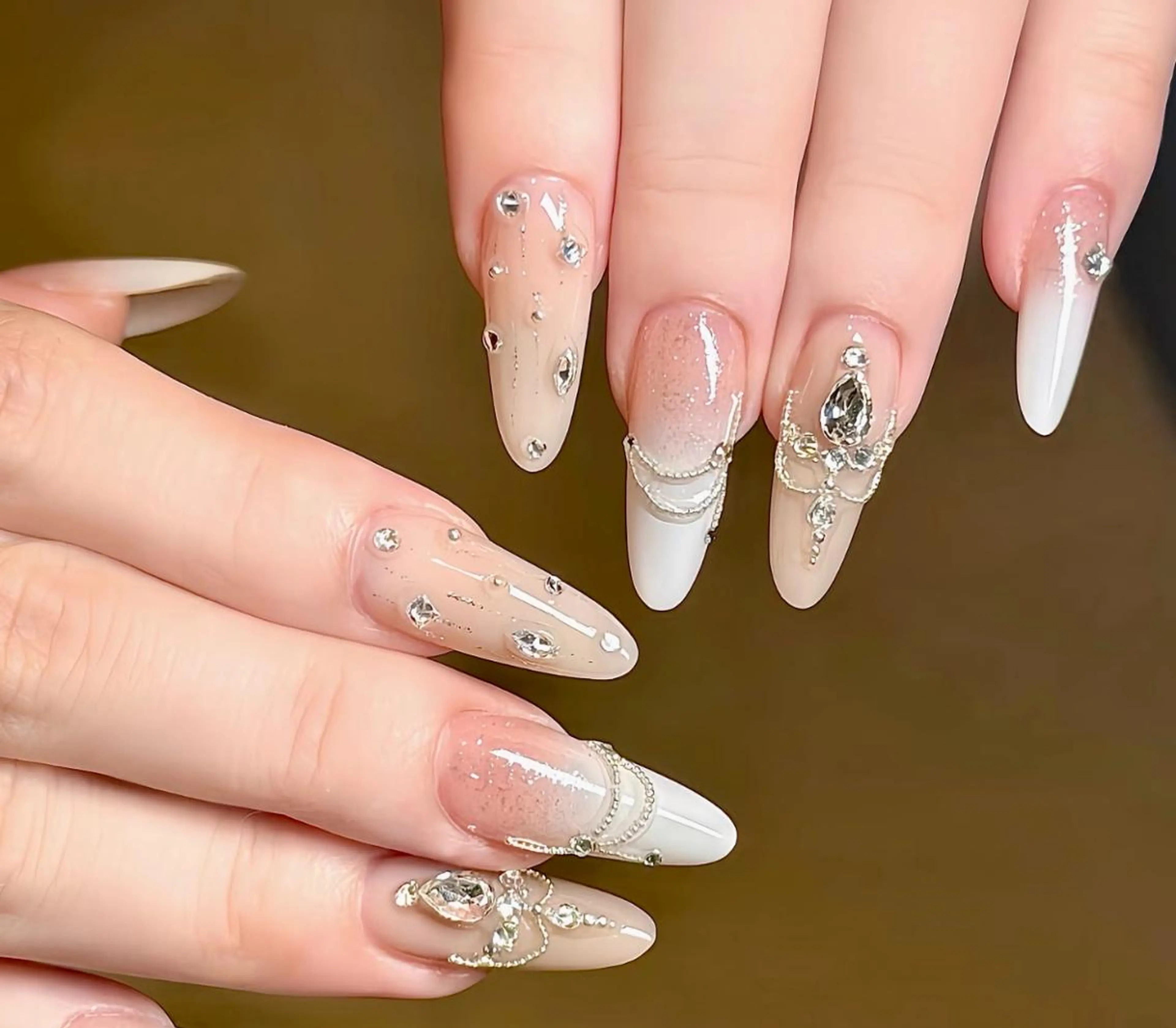 ネイル ハンドネイル ル ルのネイルデザイン