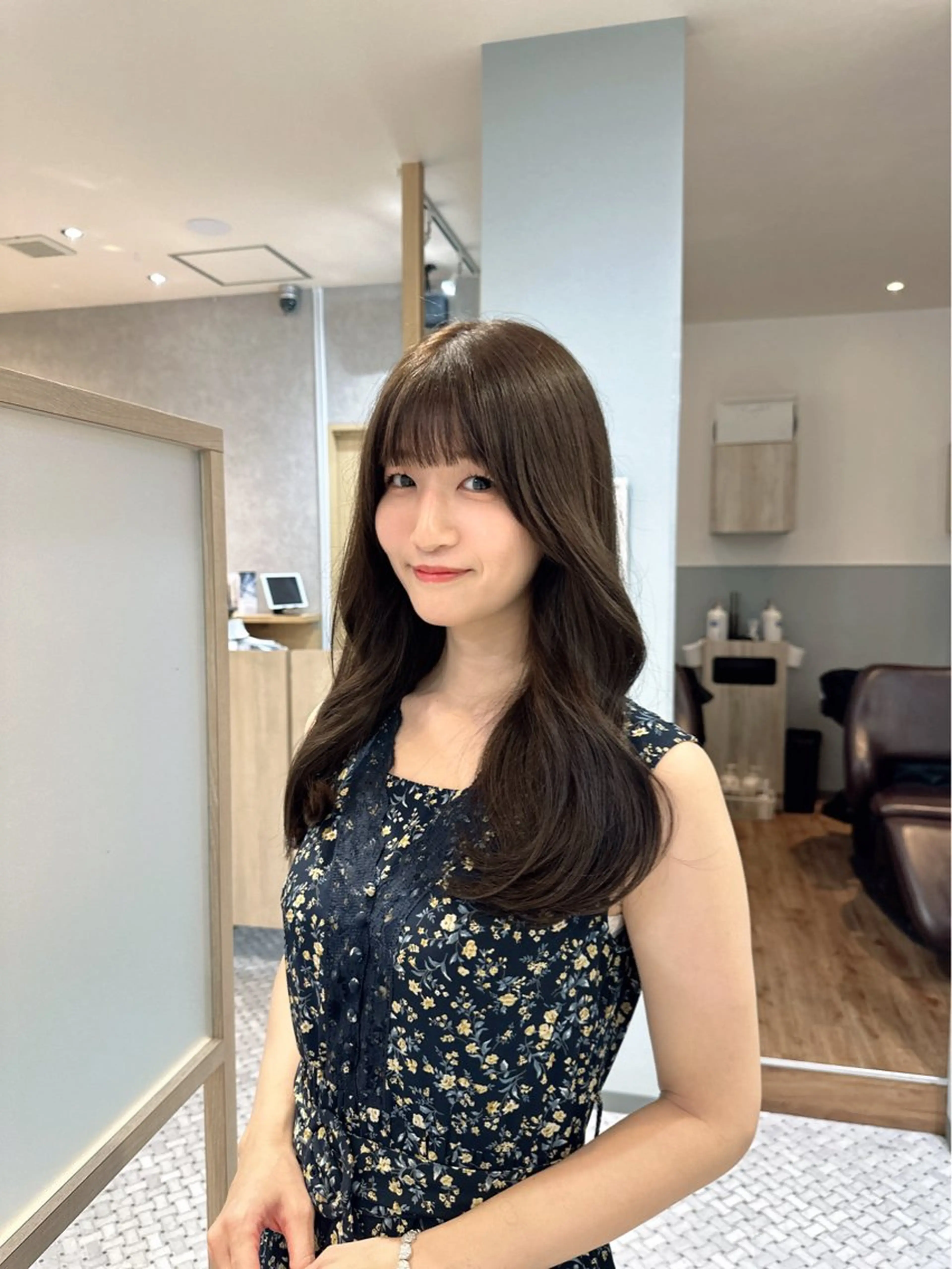 ロング カラー ヘアアレンジ 透明感カラー グレージュ オリーブグレージュ オリーブグレー 顔まわりレイヤー ヘアカラー トリートメント REONA🪽✨薬院 レイヤーカット🫧のヘアスタイル