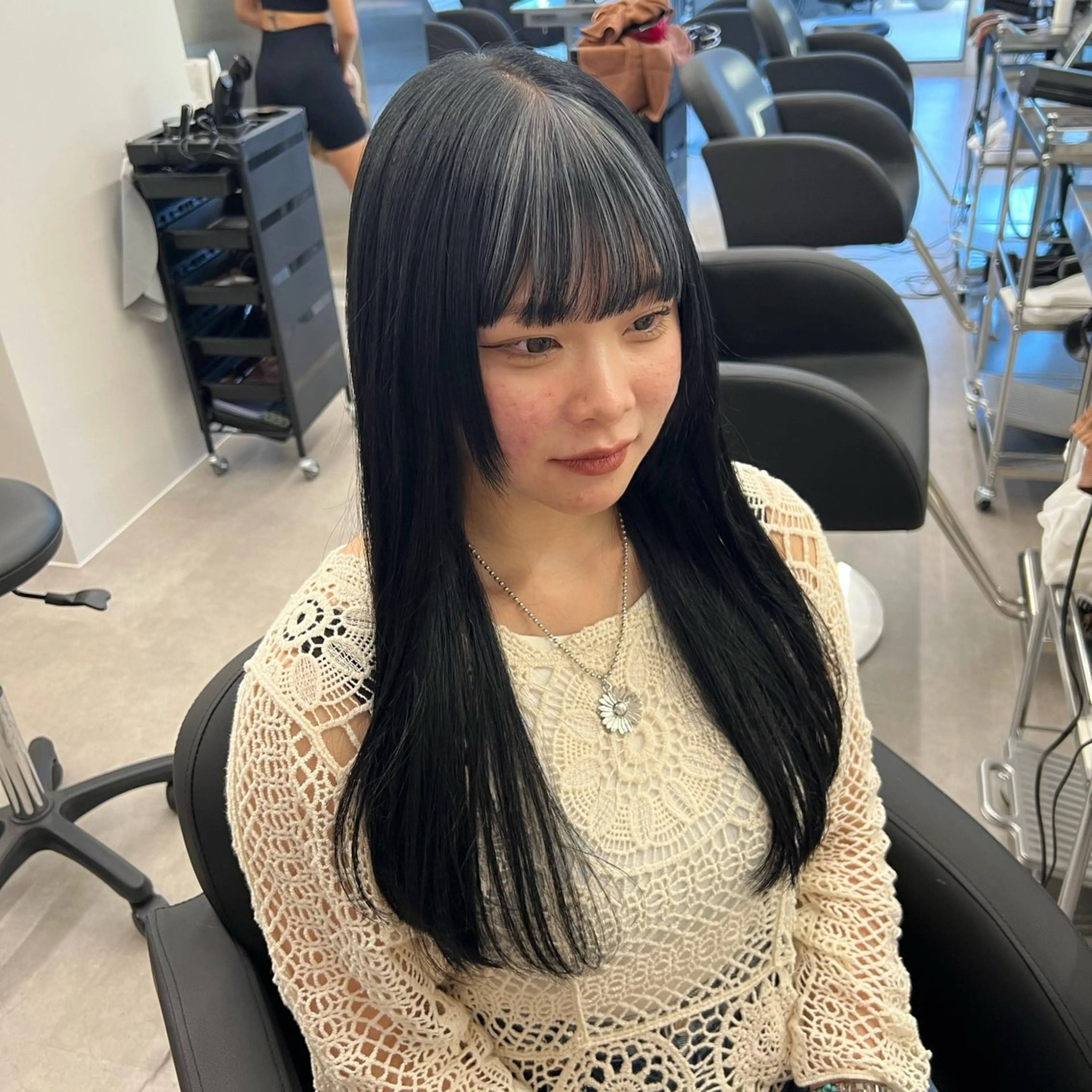 🩷メンテナンスカット+Oggiトリートメント+高級人毛100%シールエクステ20本🩷の写真