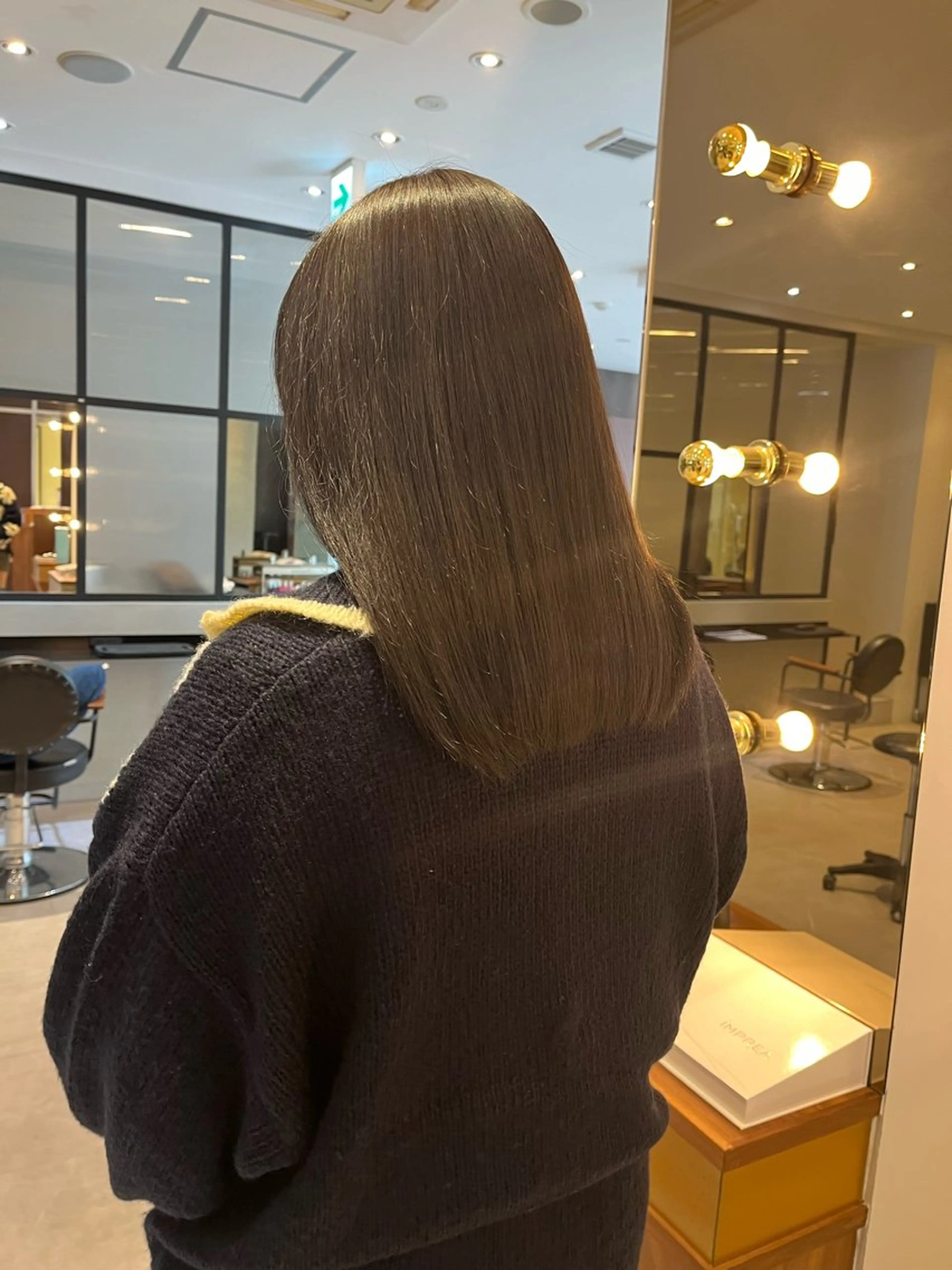 セミロング 韓国ヘア🇰🇷/ みずき/レイヤーのヘアスタイル