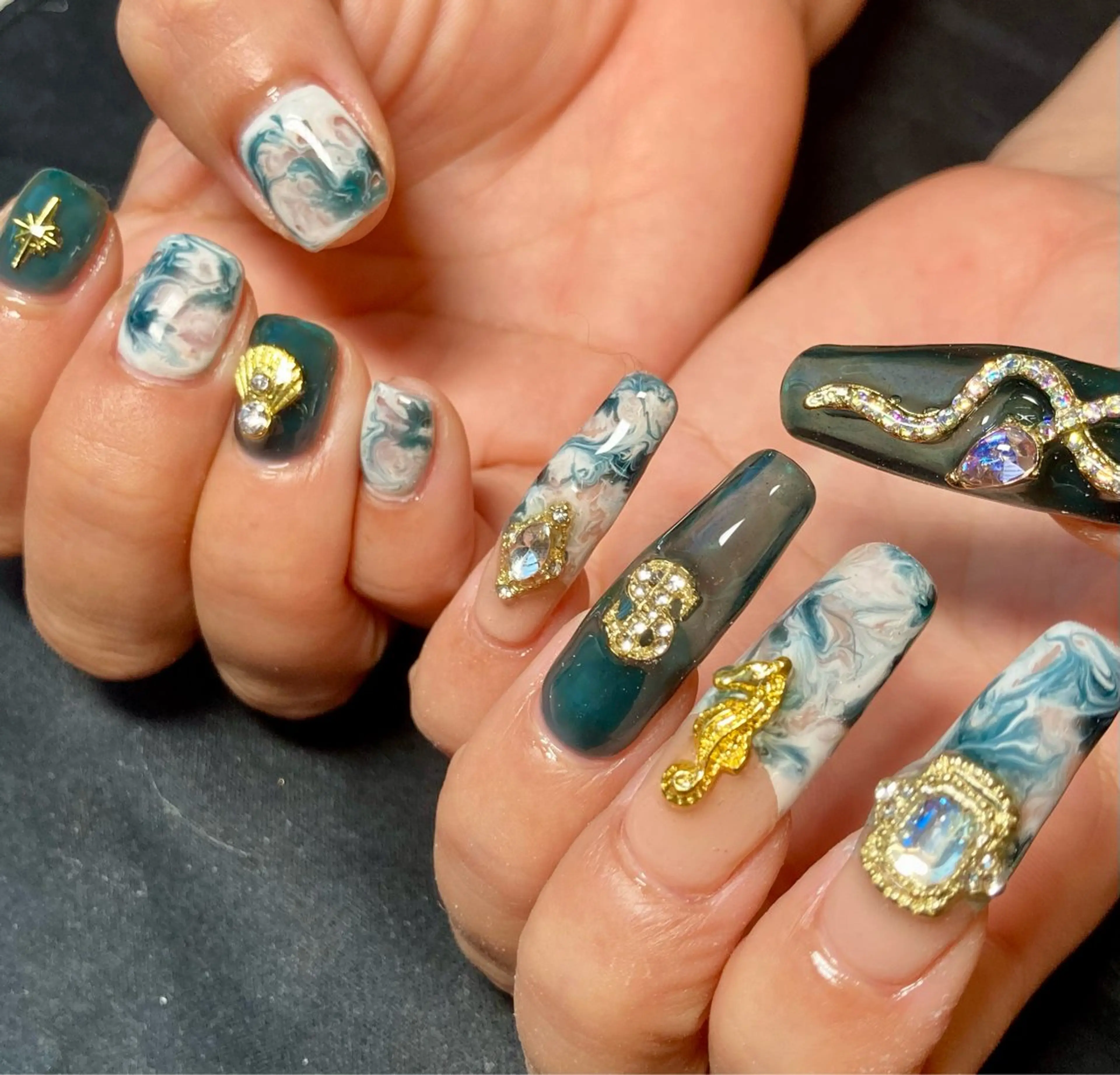 ネイル 長さ出し salon 喜’s casaのネイルデザイン