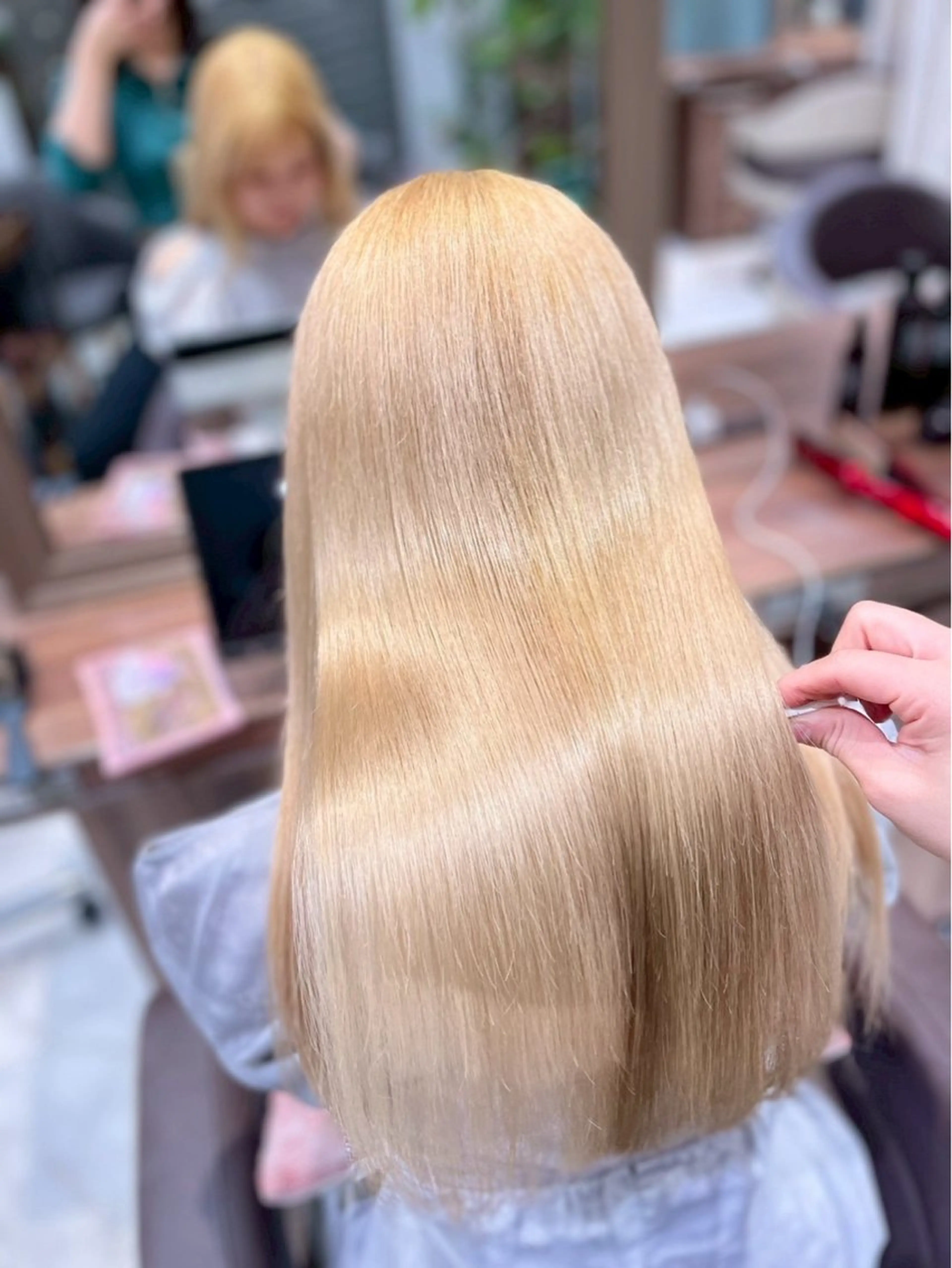 ロング カラー ブロンド ゆるふわパーマ🌸/ ハイトーン/あゆみのヘアスタイル