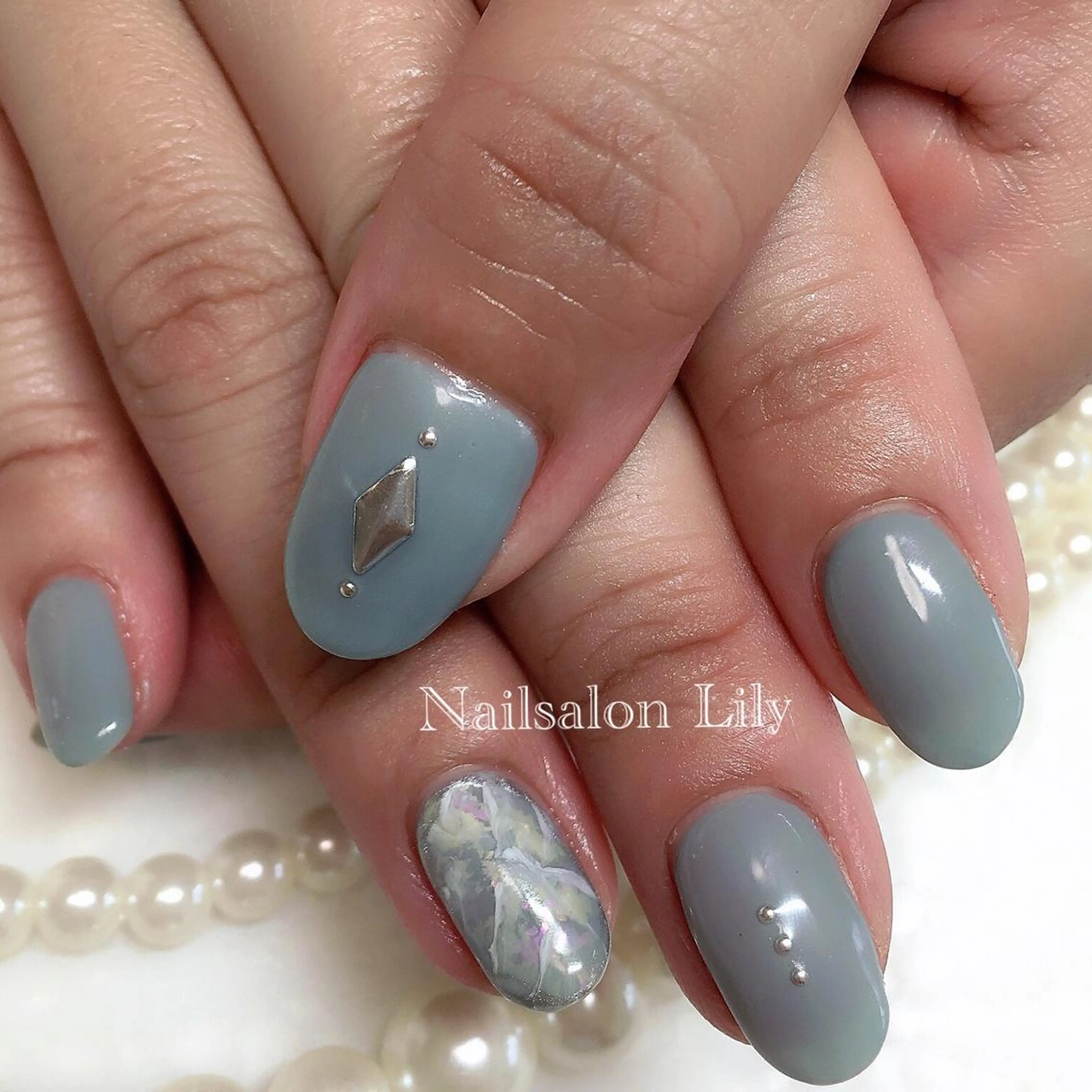 ネイル キラキラネイル 大理石ネイル(マーブル) Lily*nail 🌻Mii🌻のネイルデザイン