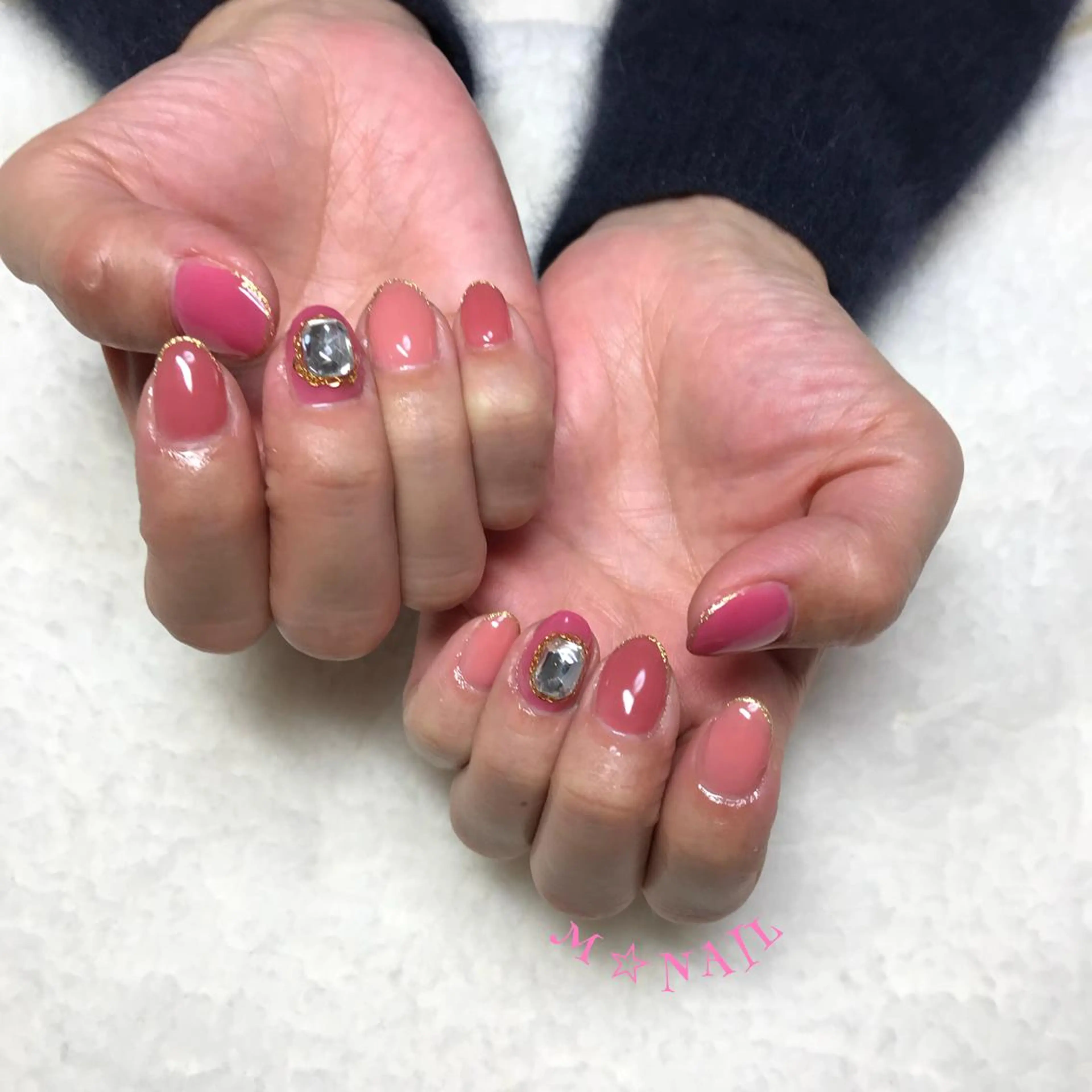 ネイル ラメ(グリッター) ハンドネイル COCO +のエステ・リラクイメージ