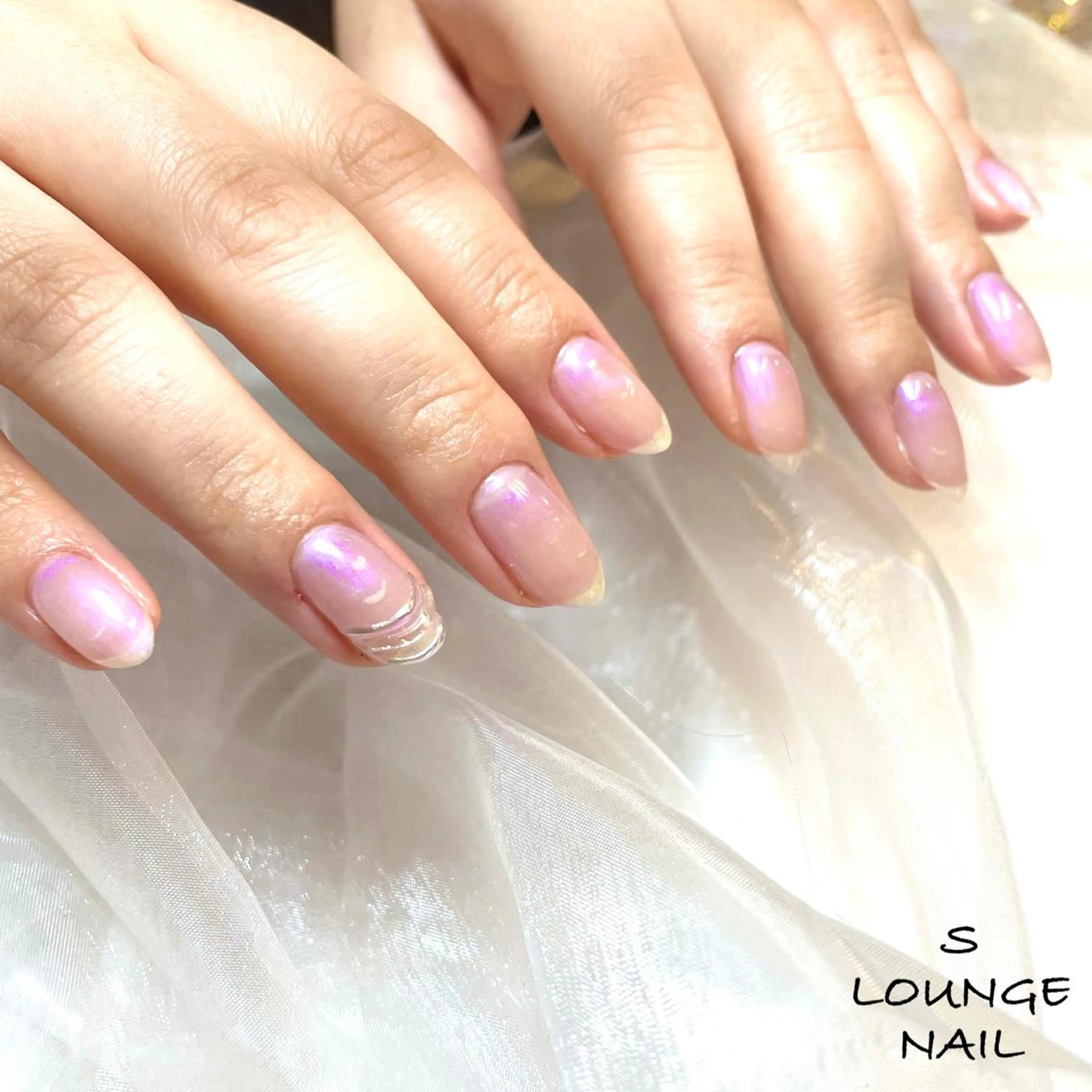 ネイル アートネイル ワンカラーネイル ハンドネイル フットネイル パーツたくさん🍓 SUMIのネイルデザイン