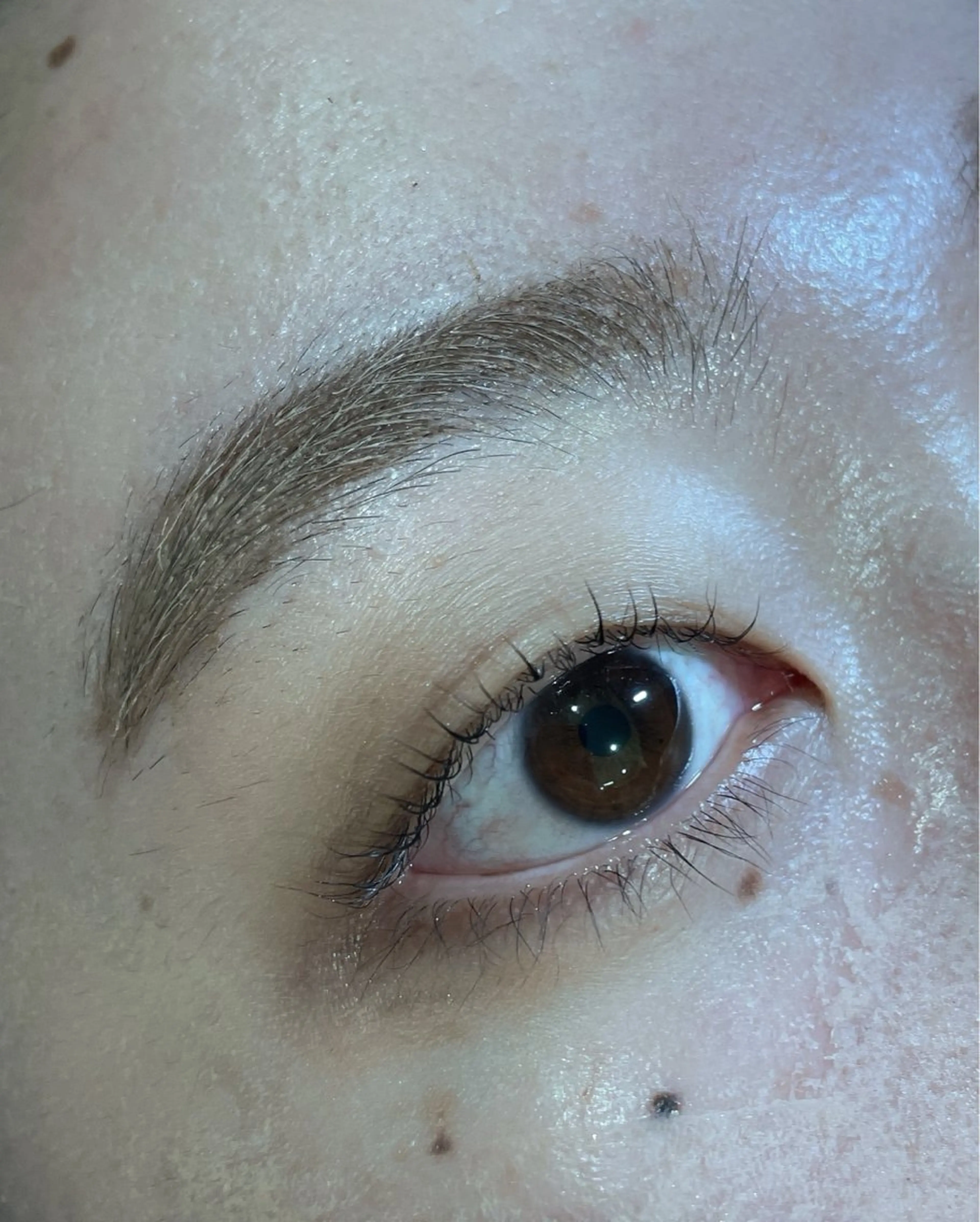 マツエク・マツパ 井上 真里奈のヘアスタイル