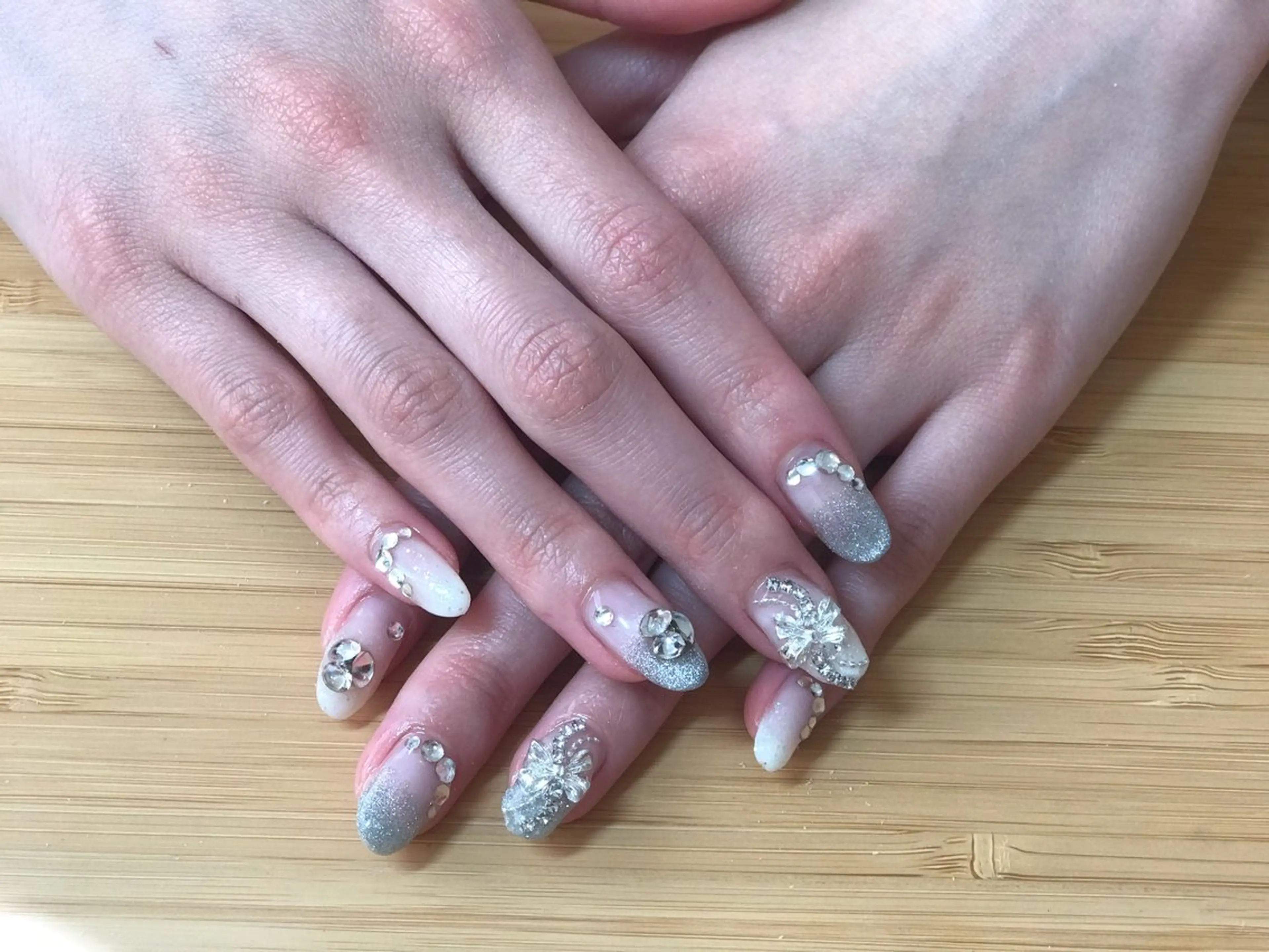 ネイル キラキラネイル 韓国ネイル ハンドネイル Nailist Missaのネイルデザイン