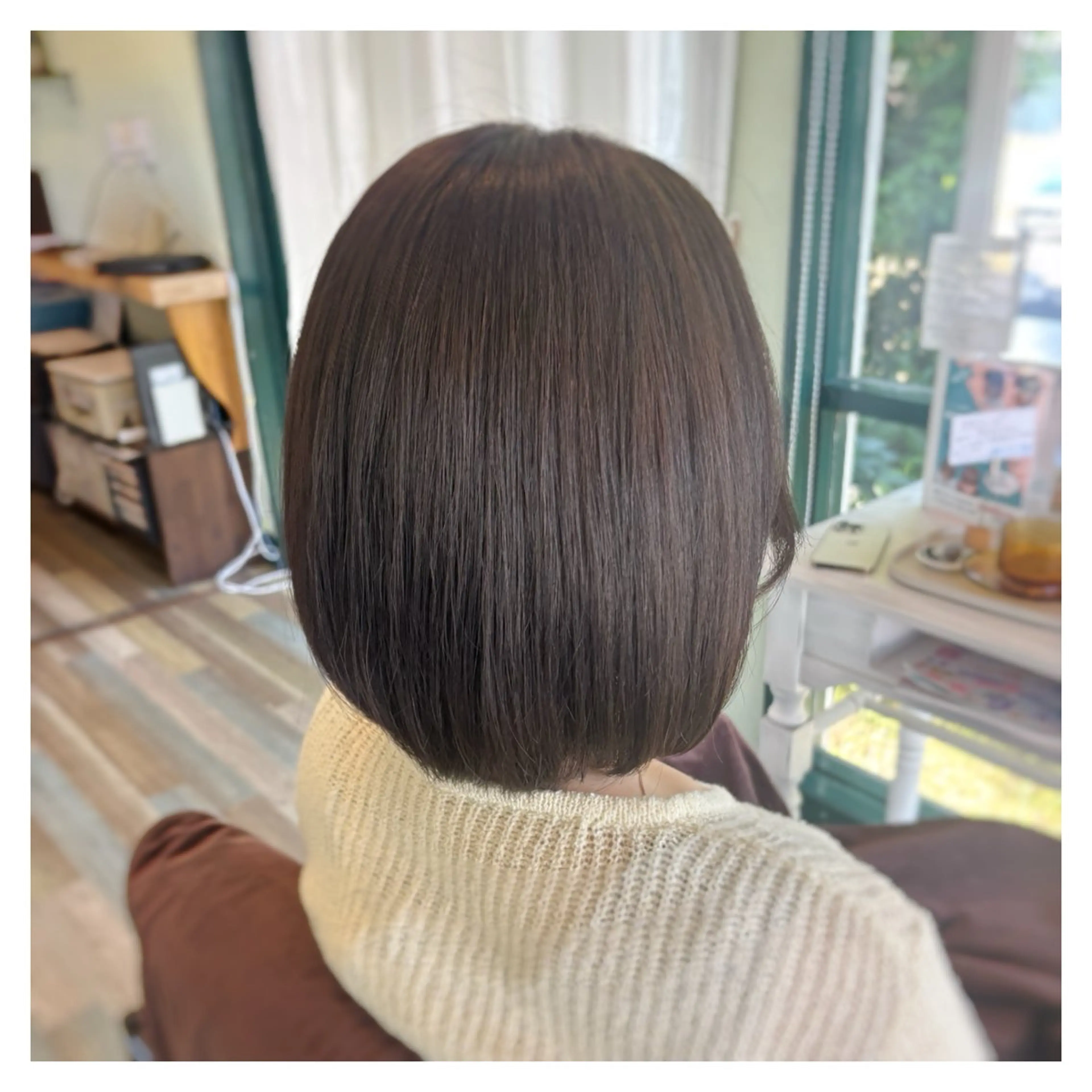 ミディアム カラー カット パーマ 船曳 鈴菜のヘアスタイル