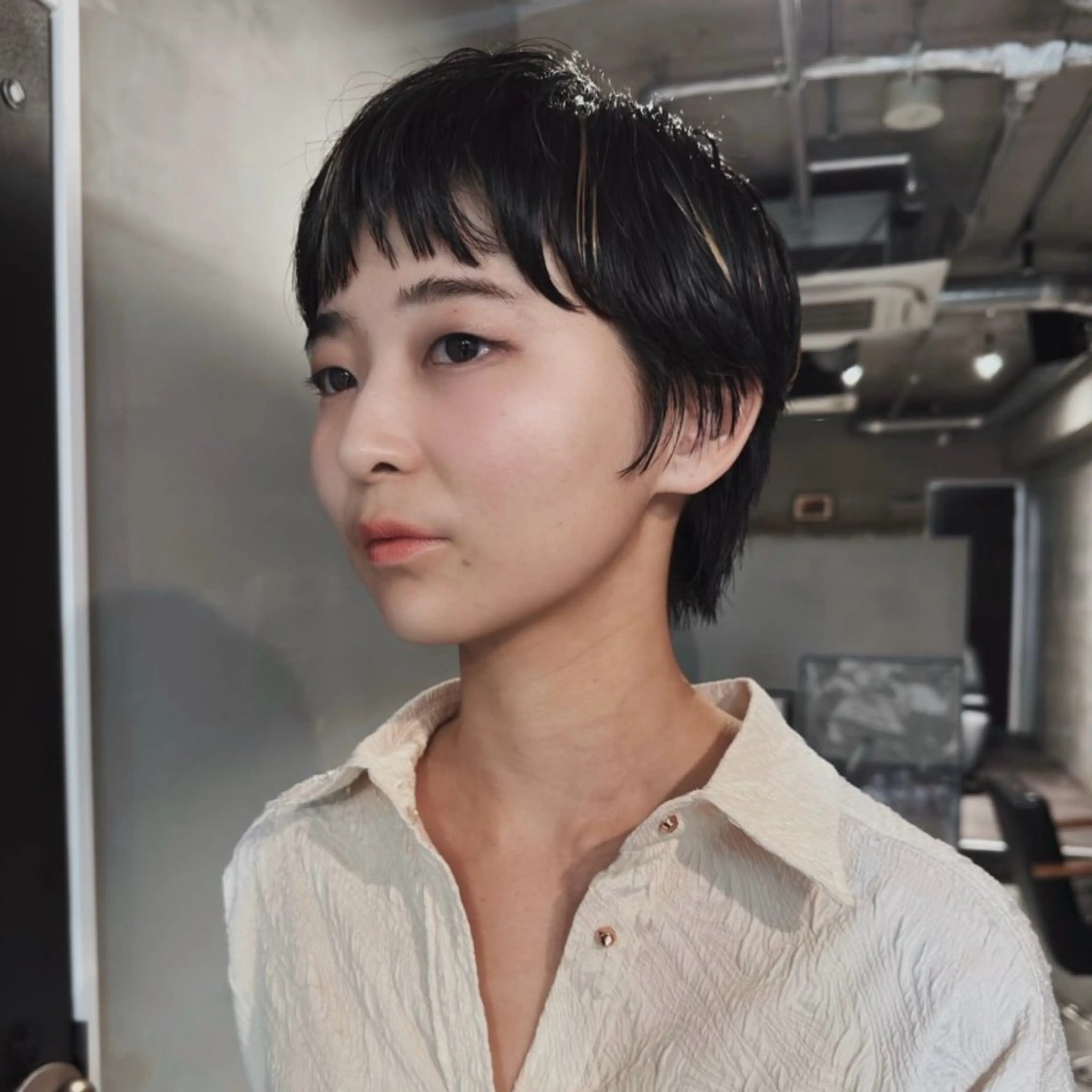 ショート パーマ 前野 日奈のヘアスタイル