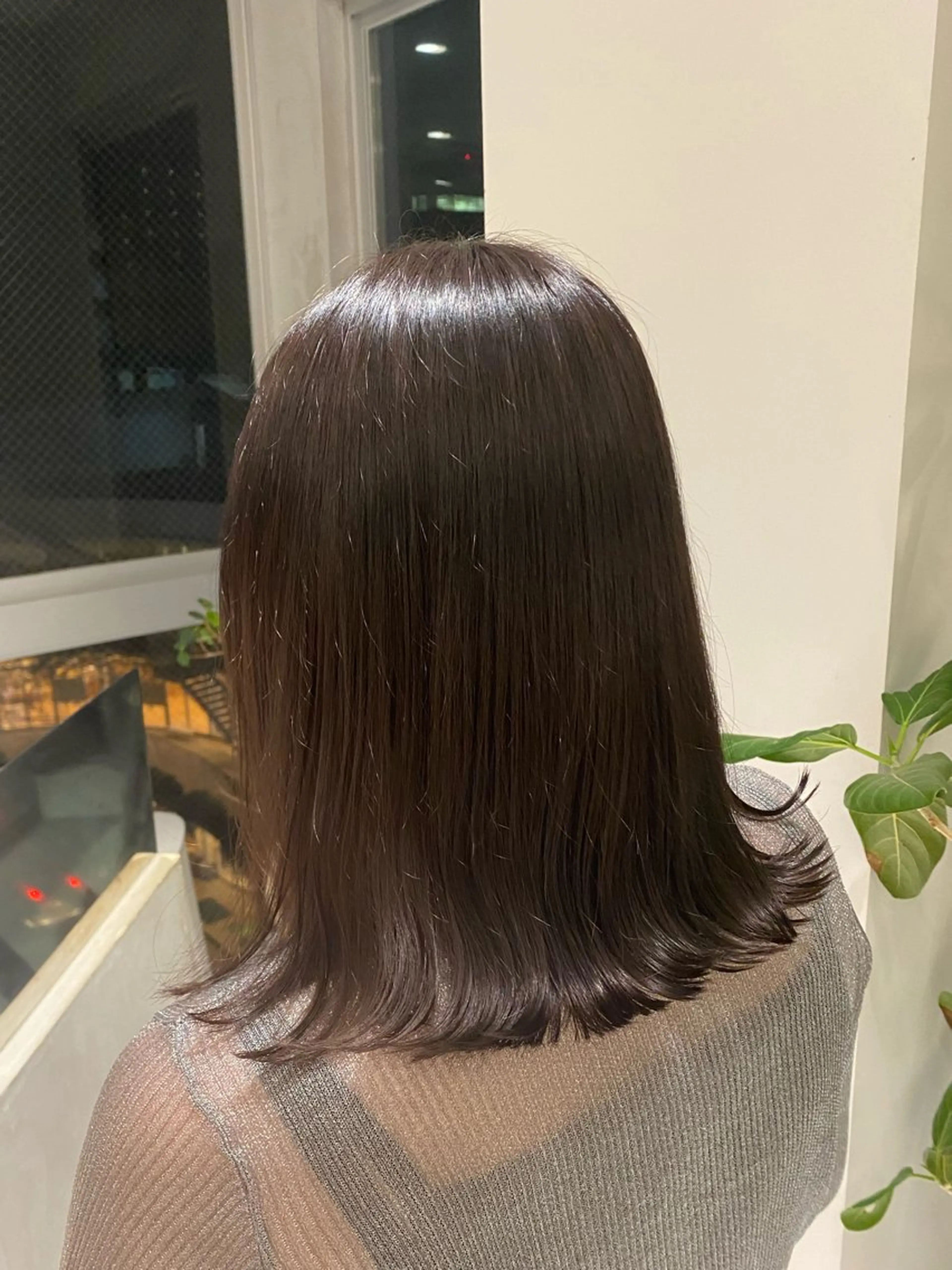 セミロング カラー ヘアアレンジ kou🌥️レイヤー /艶カラーのヘアスタイル