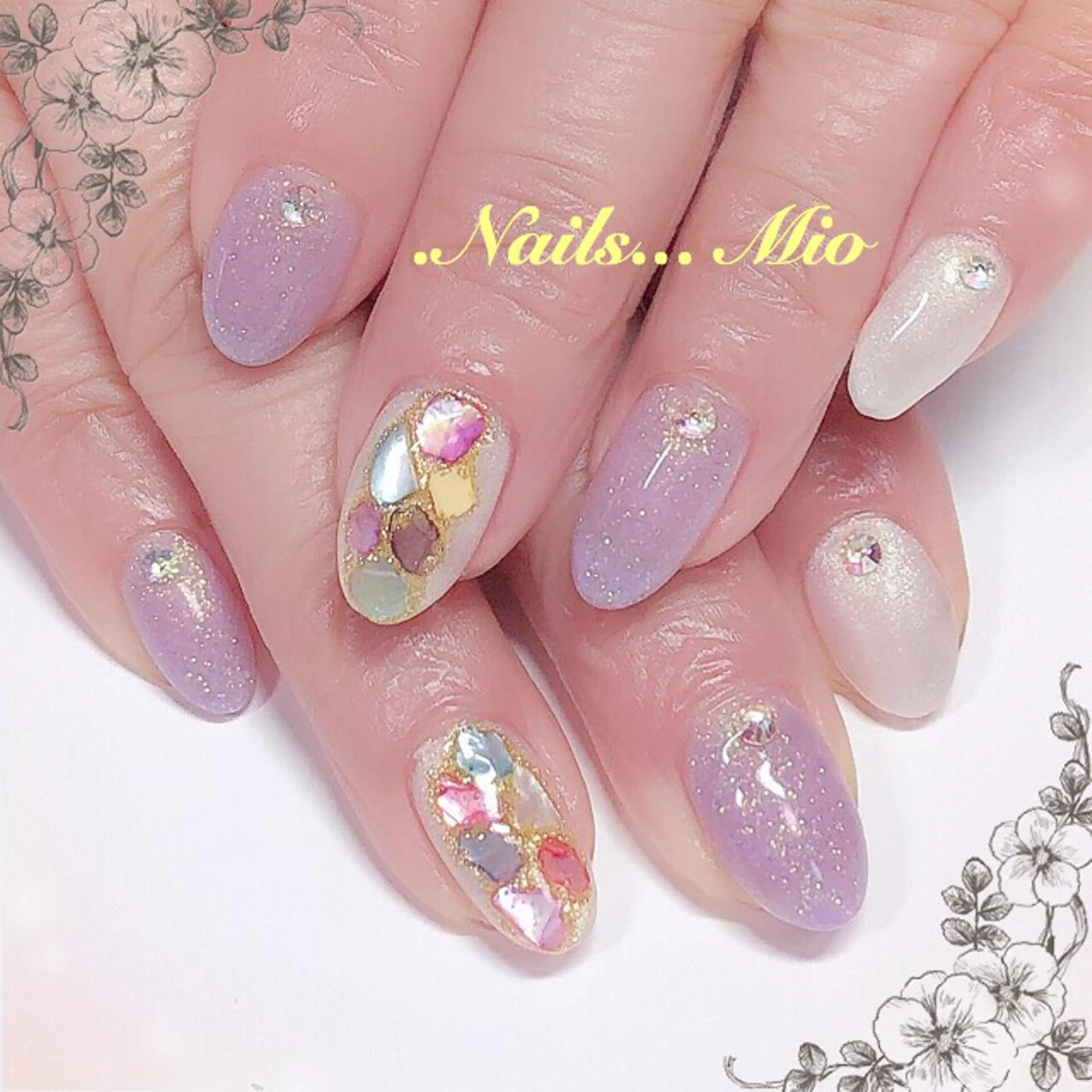 ネイル .Nails Mio 赤羽西ネイルサロンのネイルデザイン