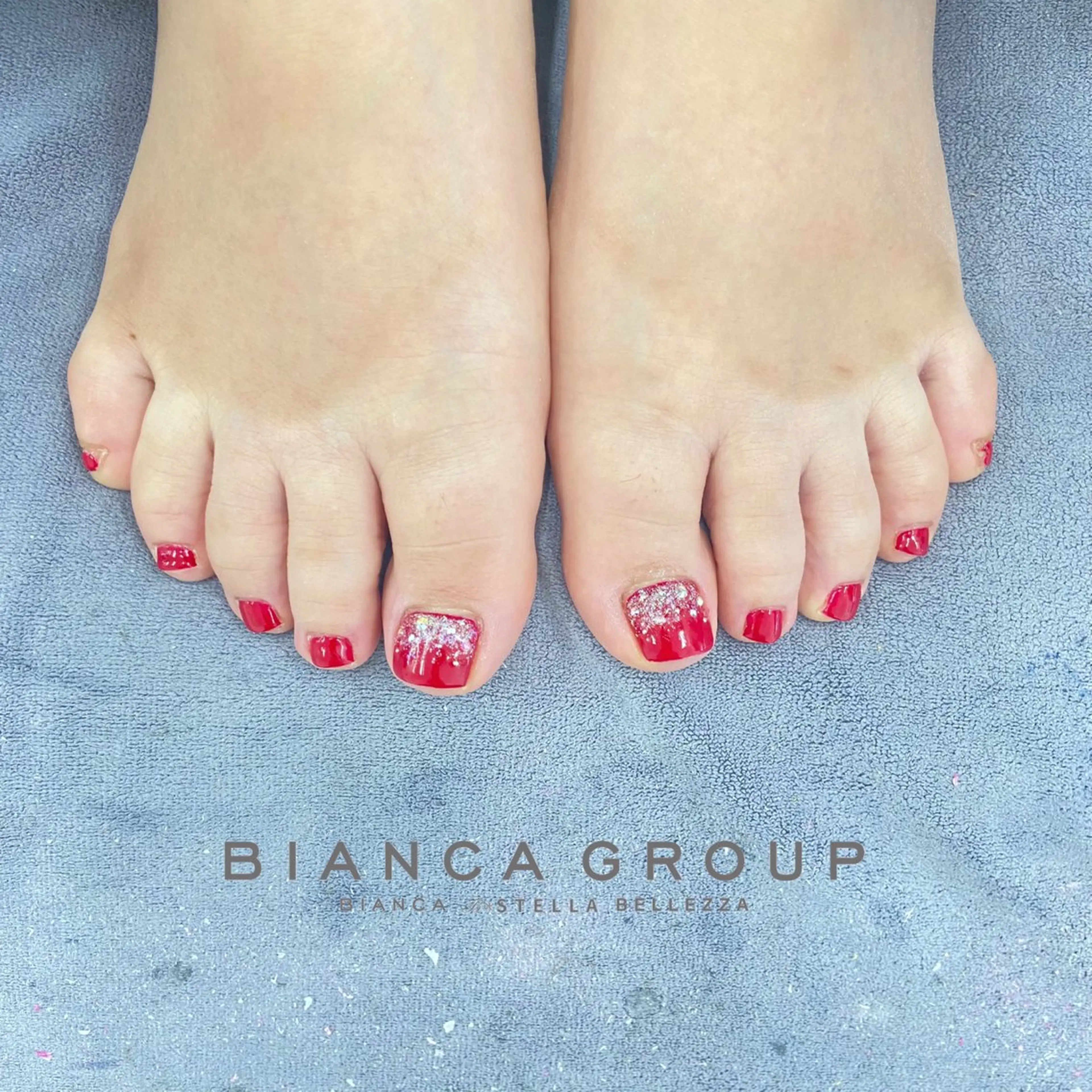 ネイル フットネイル Bianca 若松 颯菜のネイルデザイン