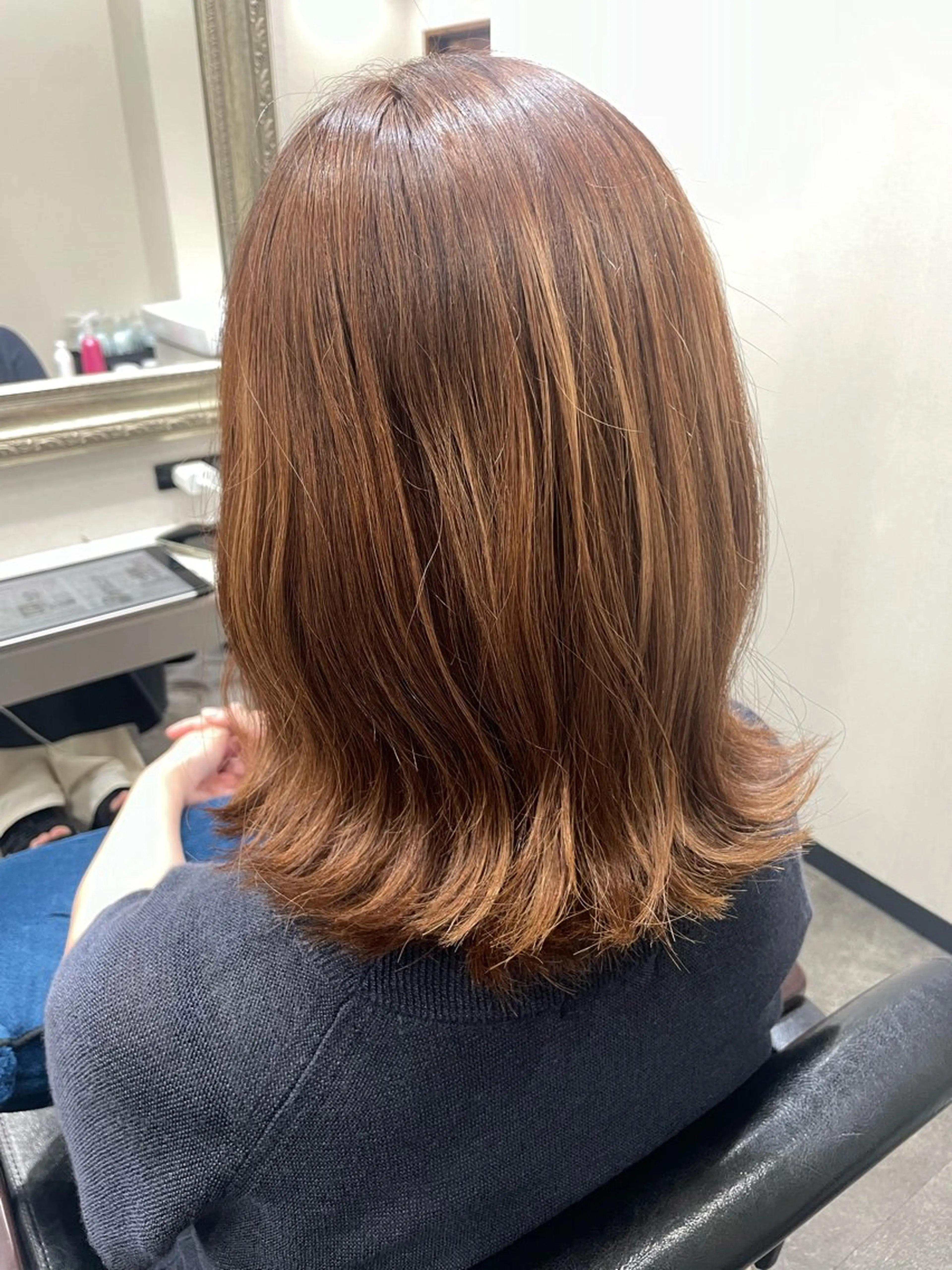 セミロング カット ヘアカラー トリートメント 五十嵐 満梨奈のヘアスタイル