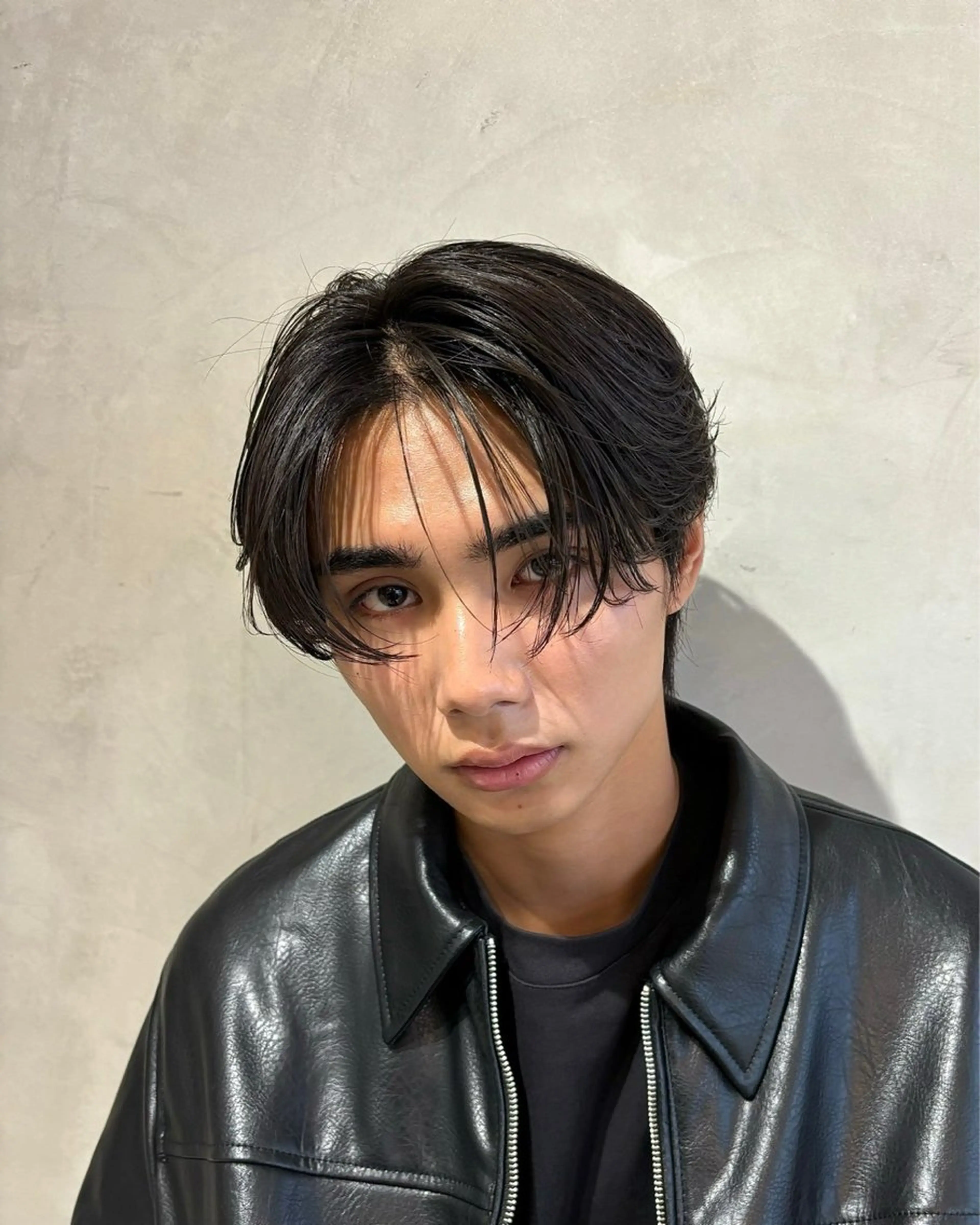 パーマ メンズ 豊崎 佑輔のヘアスタイル