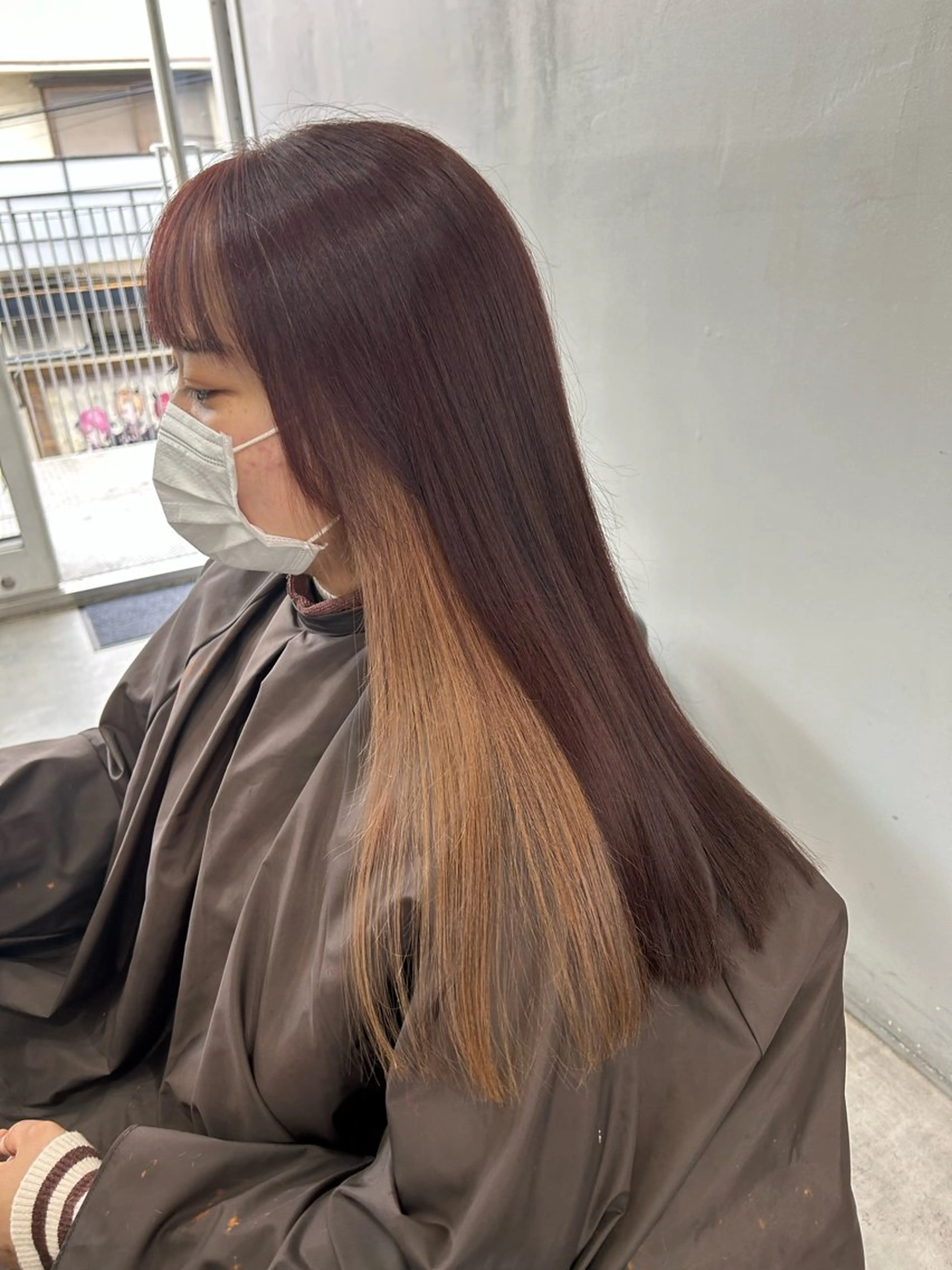 ロング カラー 🩶ブリーチ/ レイヤー🩶フミカのヘアスタイル