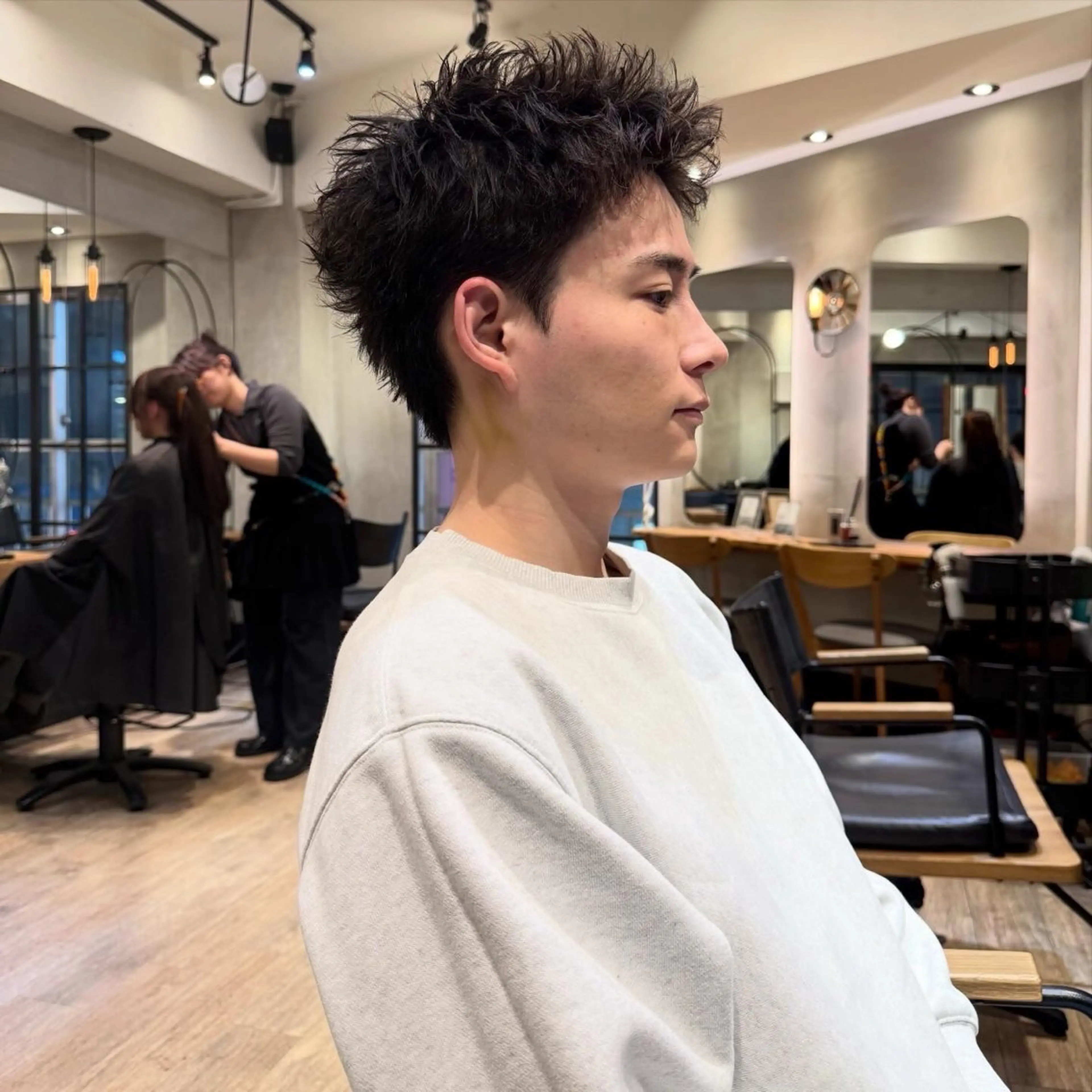 ショート カラー パーマ メンズ スパイキーショート ショートヘア 吉岡 幸之進のヘアスタイル