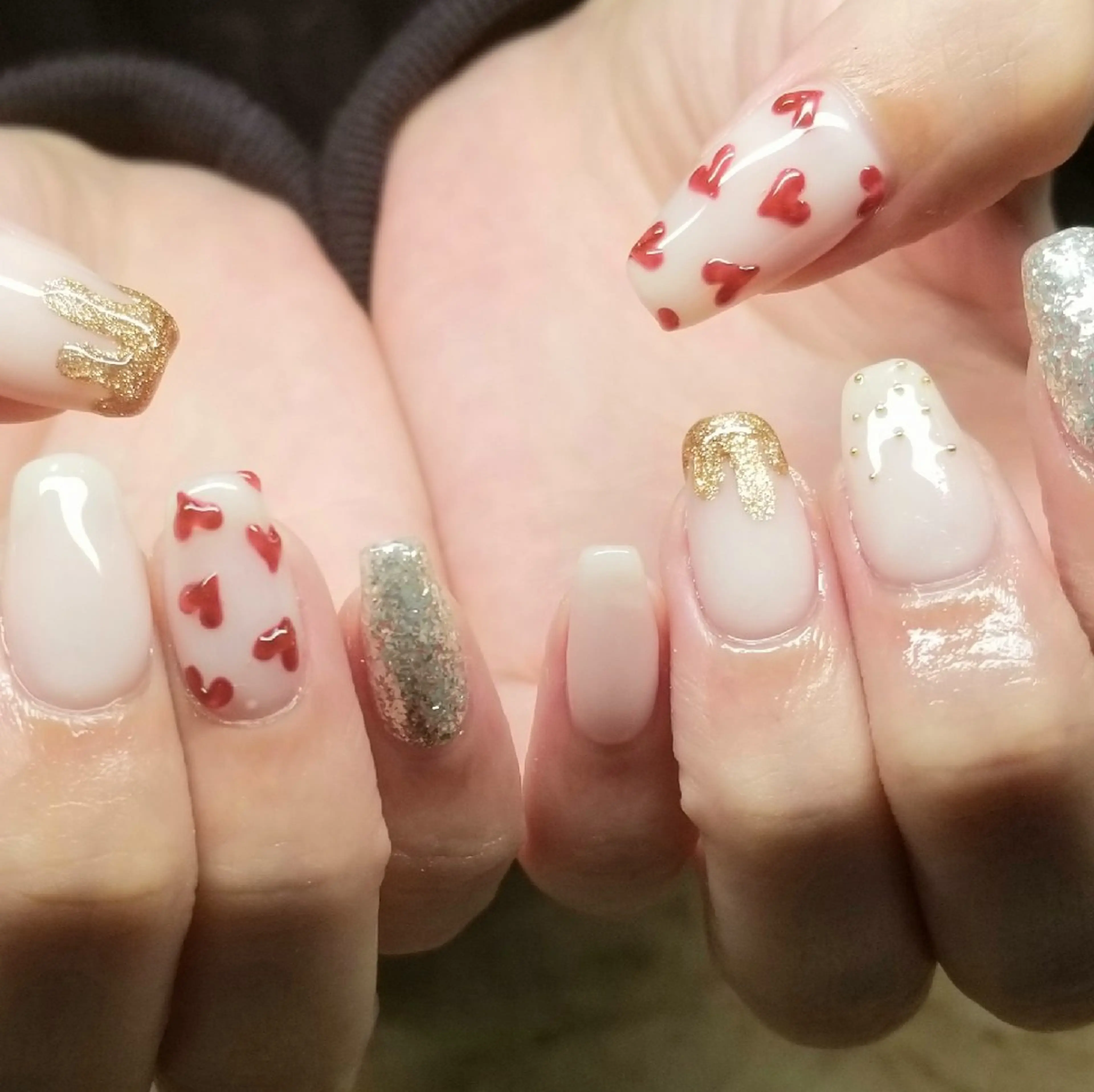 ネイル バレンタイン ハンドネイル L'instant  Nail Artzのネイルデザイン