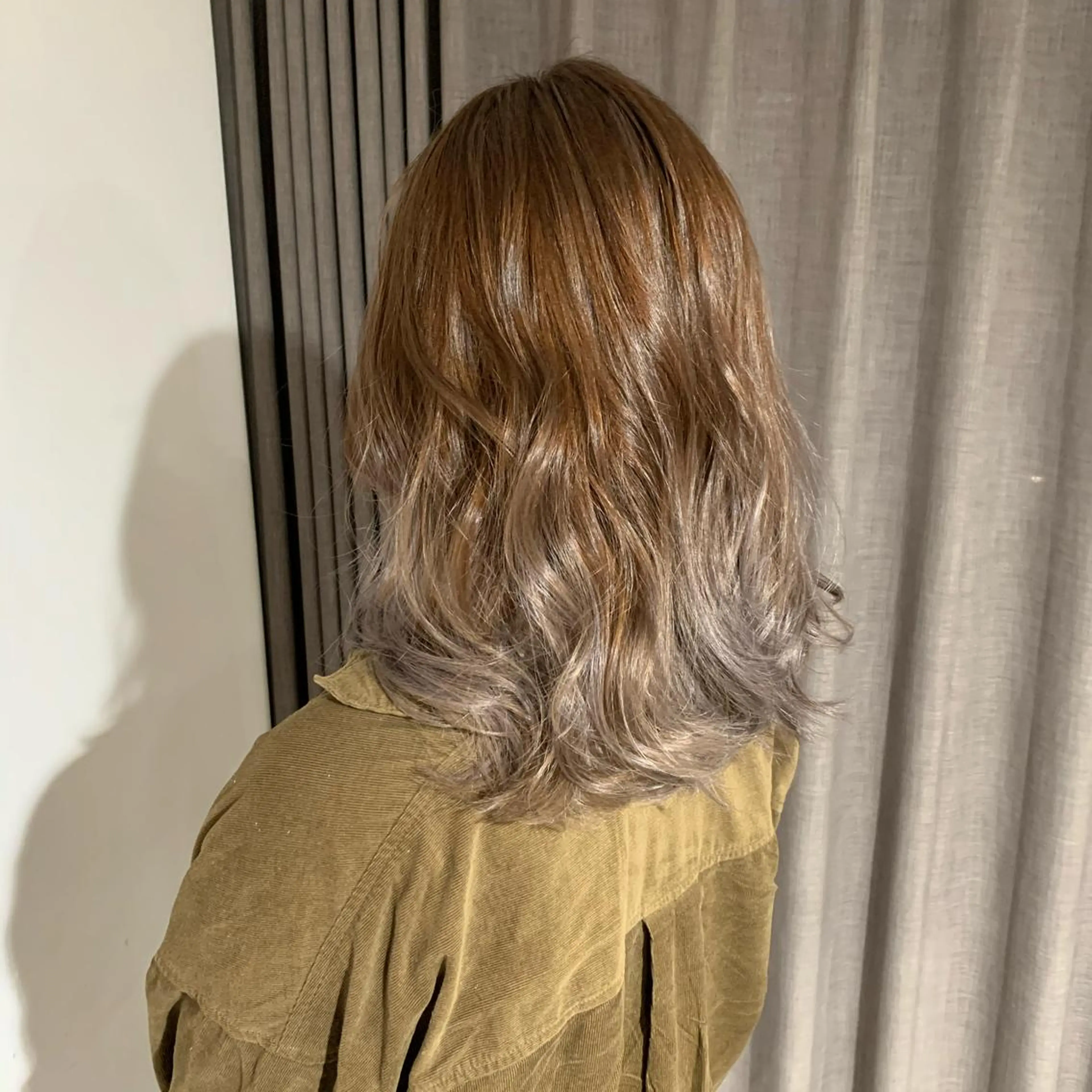 ミディアム カラー 🌈ディレクター🌈 徳松優希のヘアスタイル