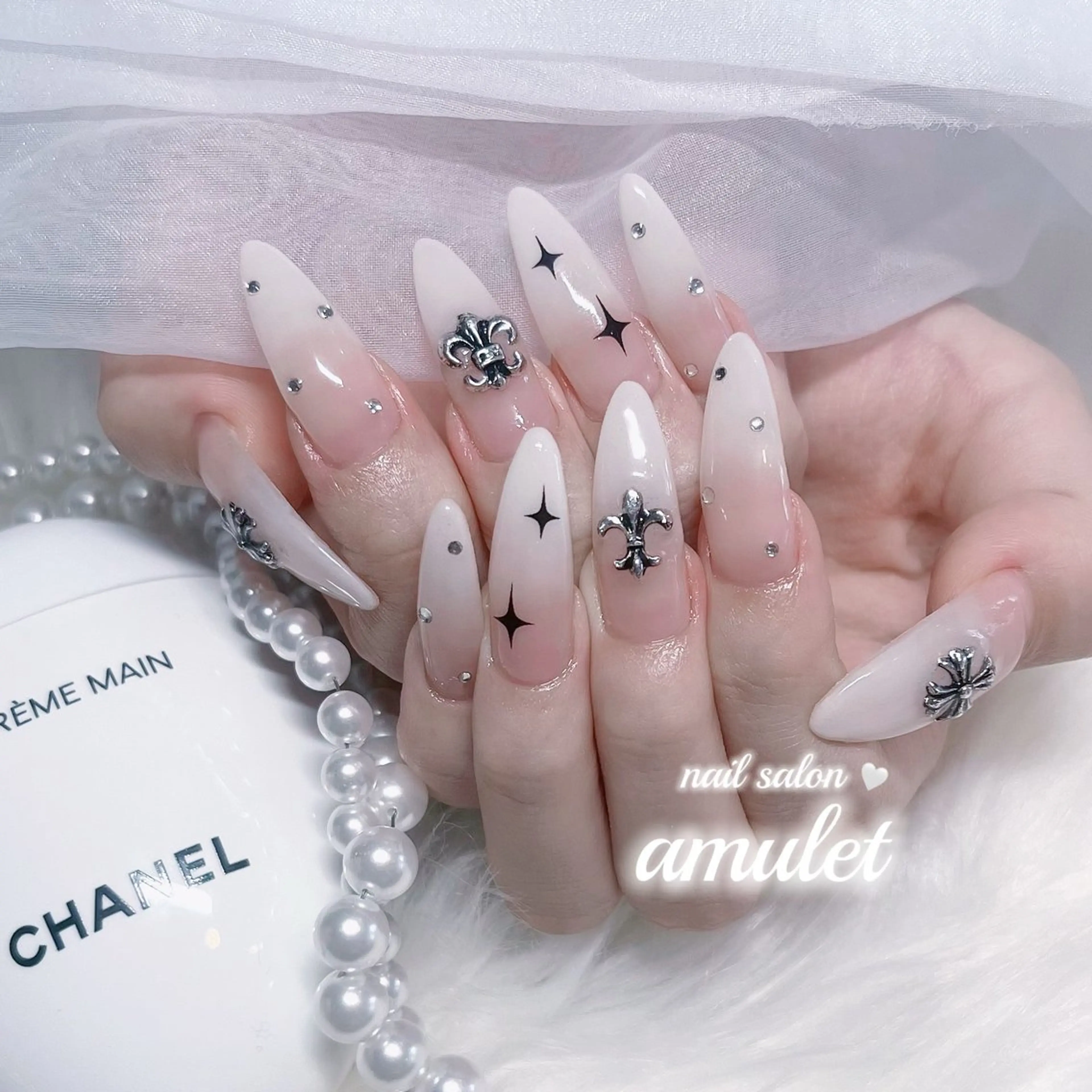 ネイル amuletnail natsumiのネイルデザイン