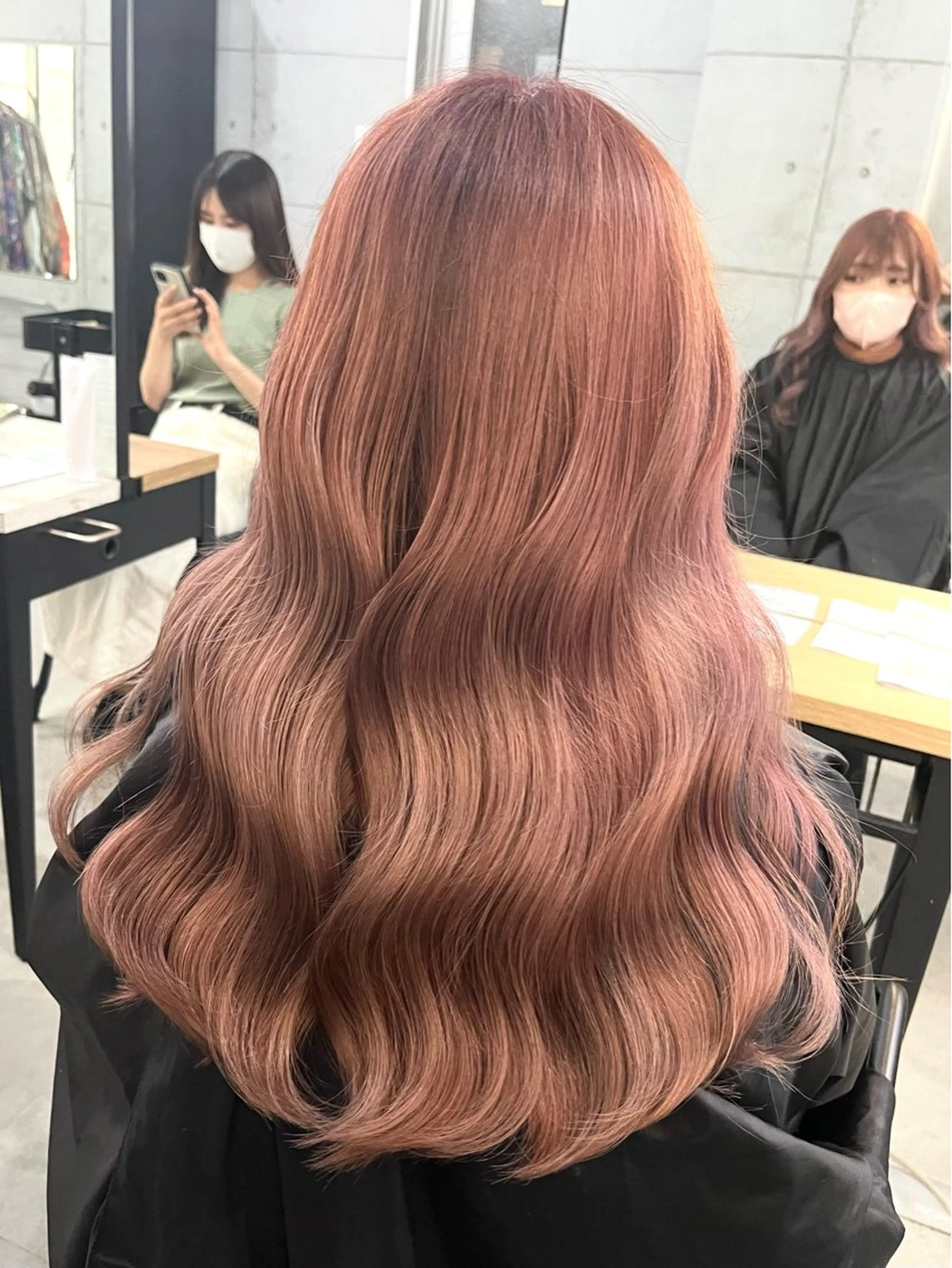 ロング ヘアカラー トリートメント 🌈カラー特化 ハイトーンけいと🌈のヘアスタイル