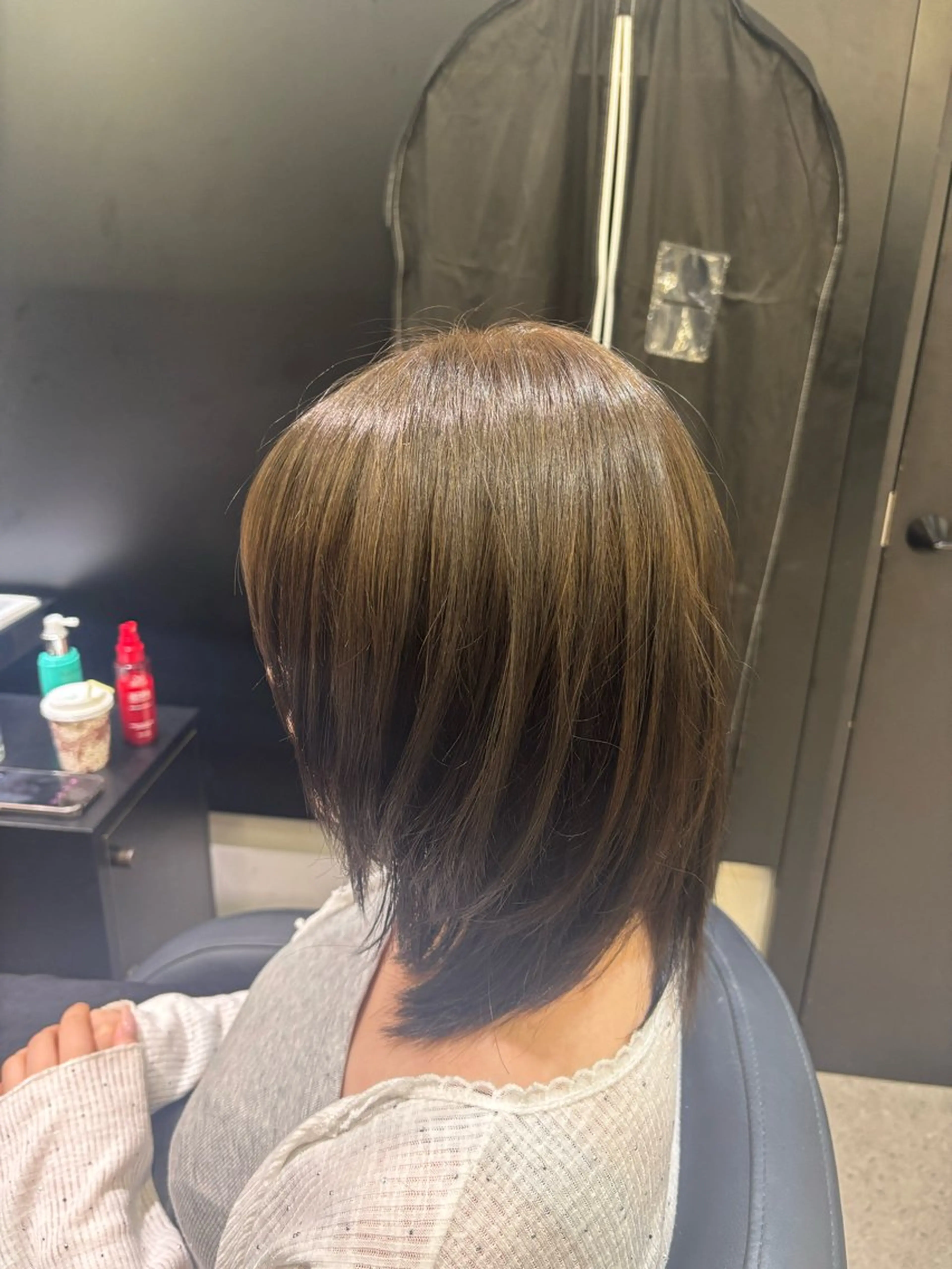 ミディアム カット ヘアカラー 佐々木 輝人のヘアスタイル