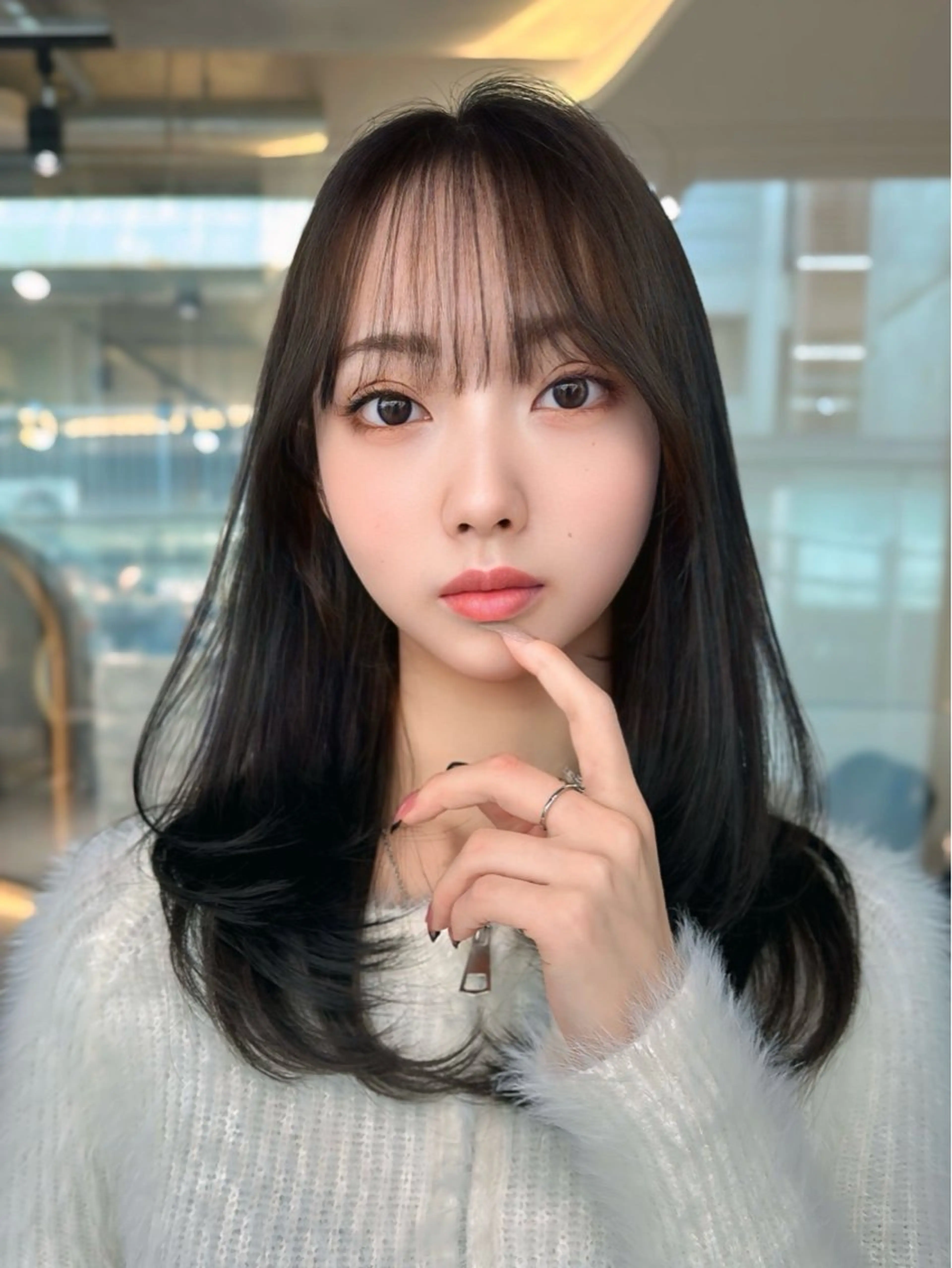 ミディアム カット ヘアカラー トリートメント ✨髪質改善特化✨副 店長椎葉信乃介のヘアスタイル