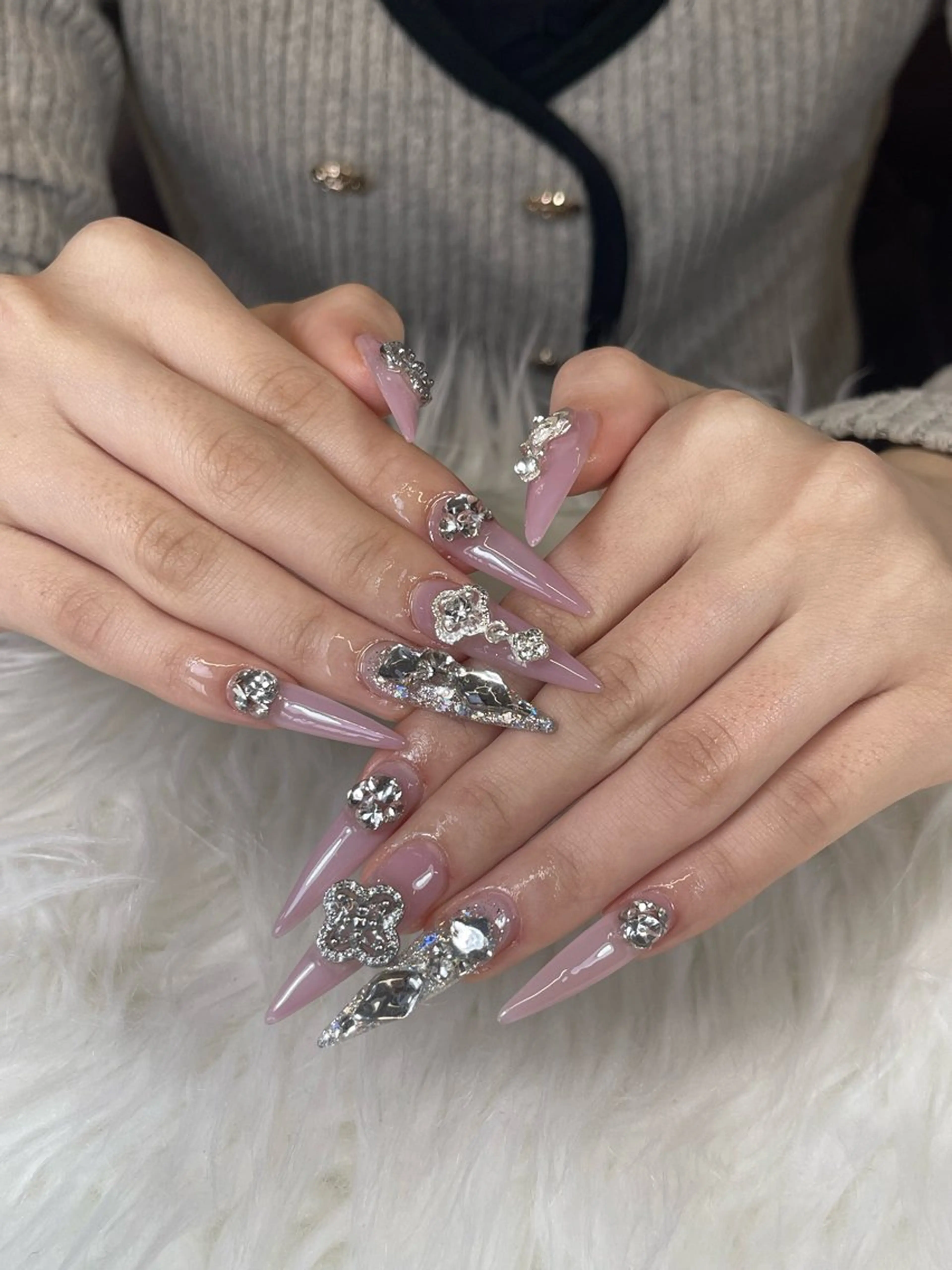 ネイル ハンドネイル NiJi Nailsのネイルデザイン