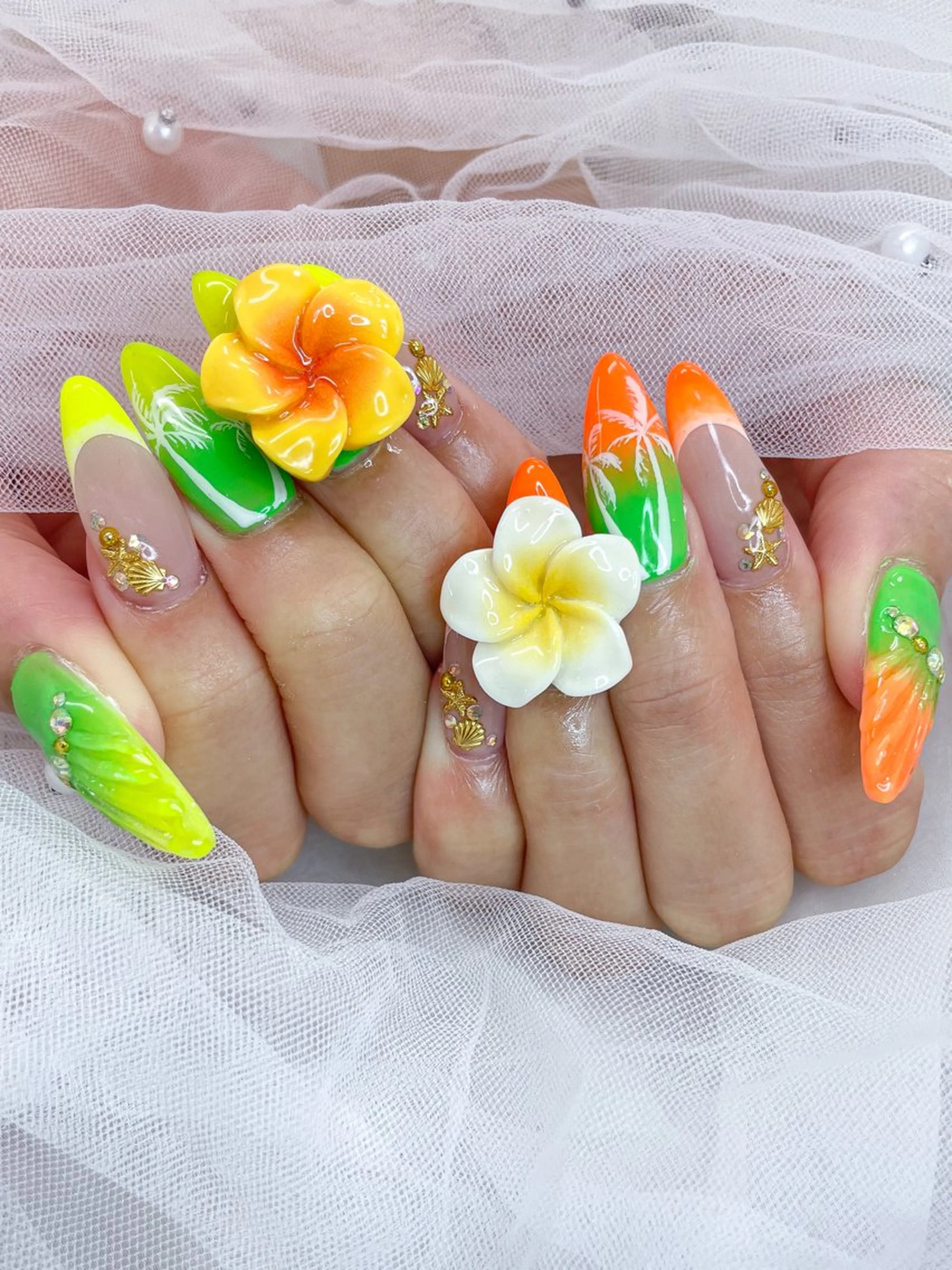 ネイル 持ち込み ハンドネイル 五十嵐 美智のネイルデザイン