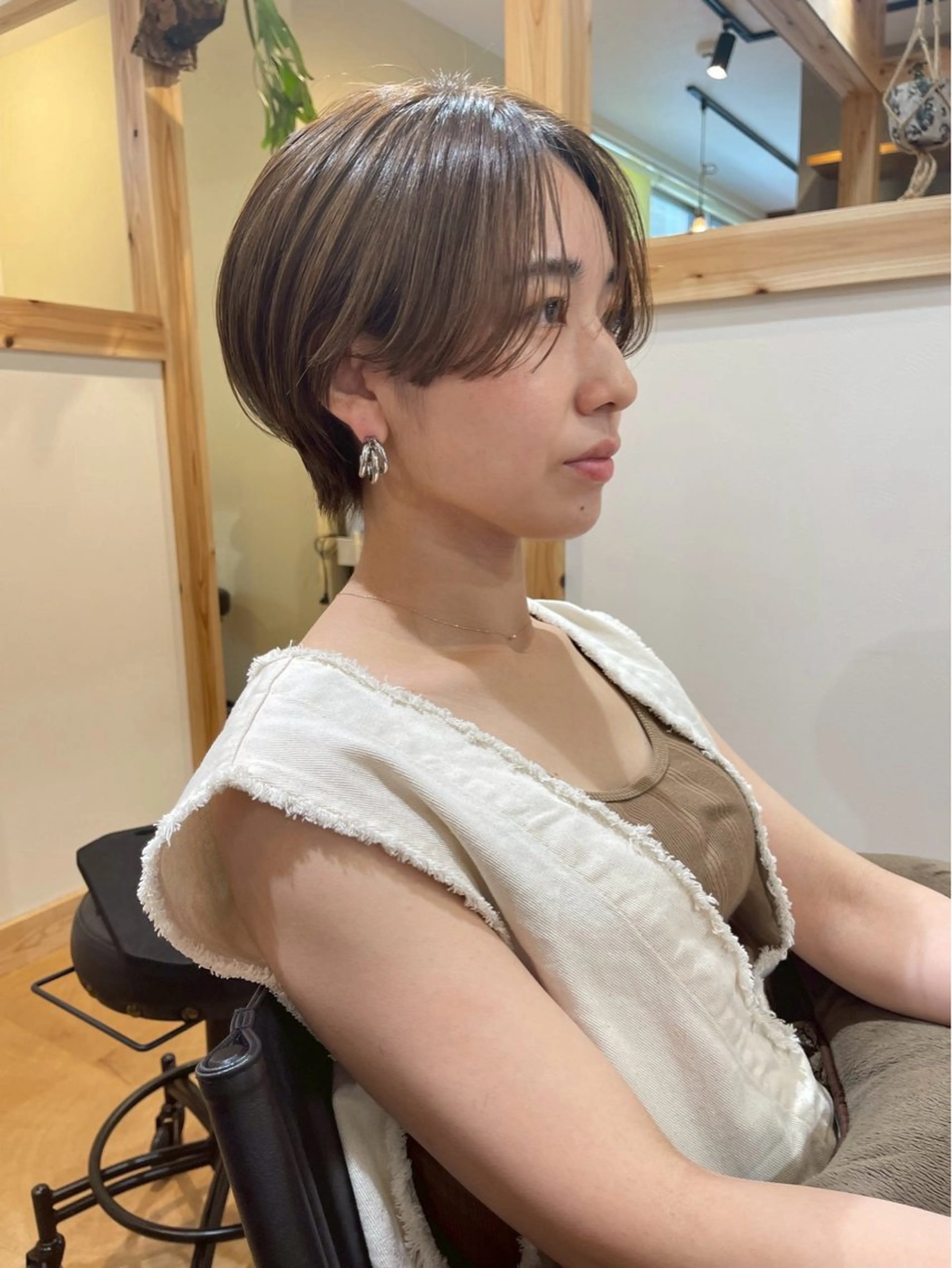 ショート 畝原 陽真里のヘアスタイル