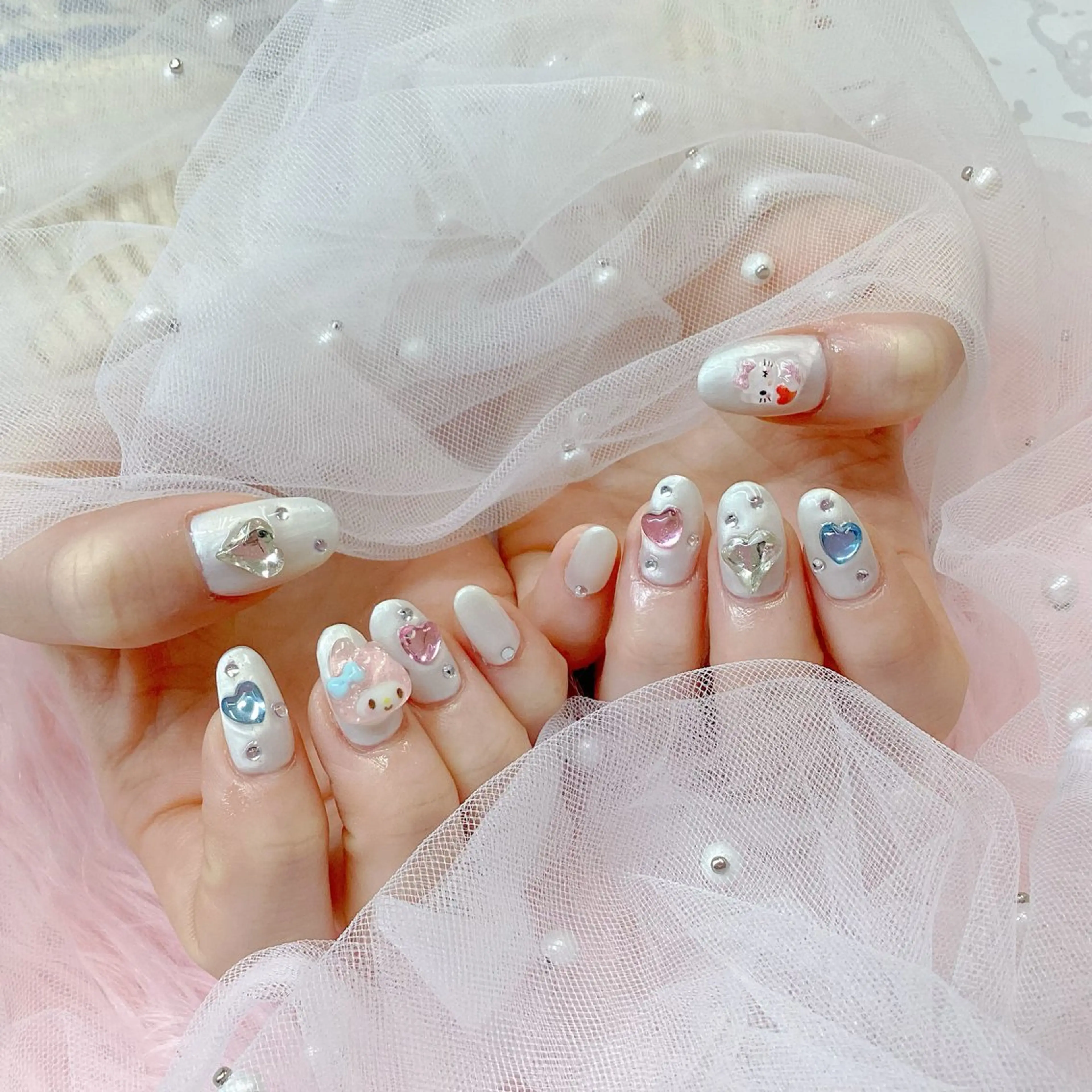 ネイル パーツ全部¥110 サロンミミのネイルデザイン