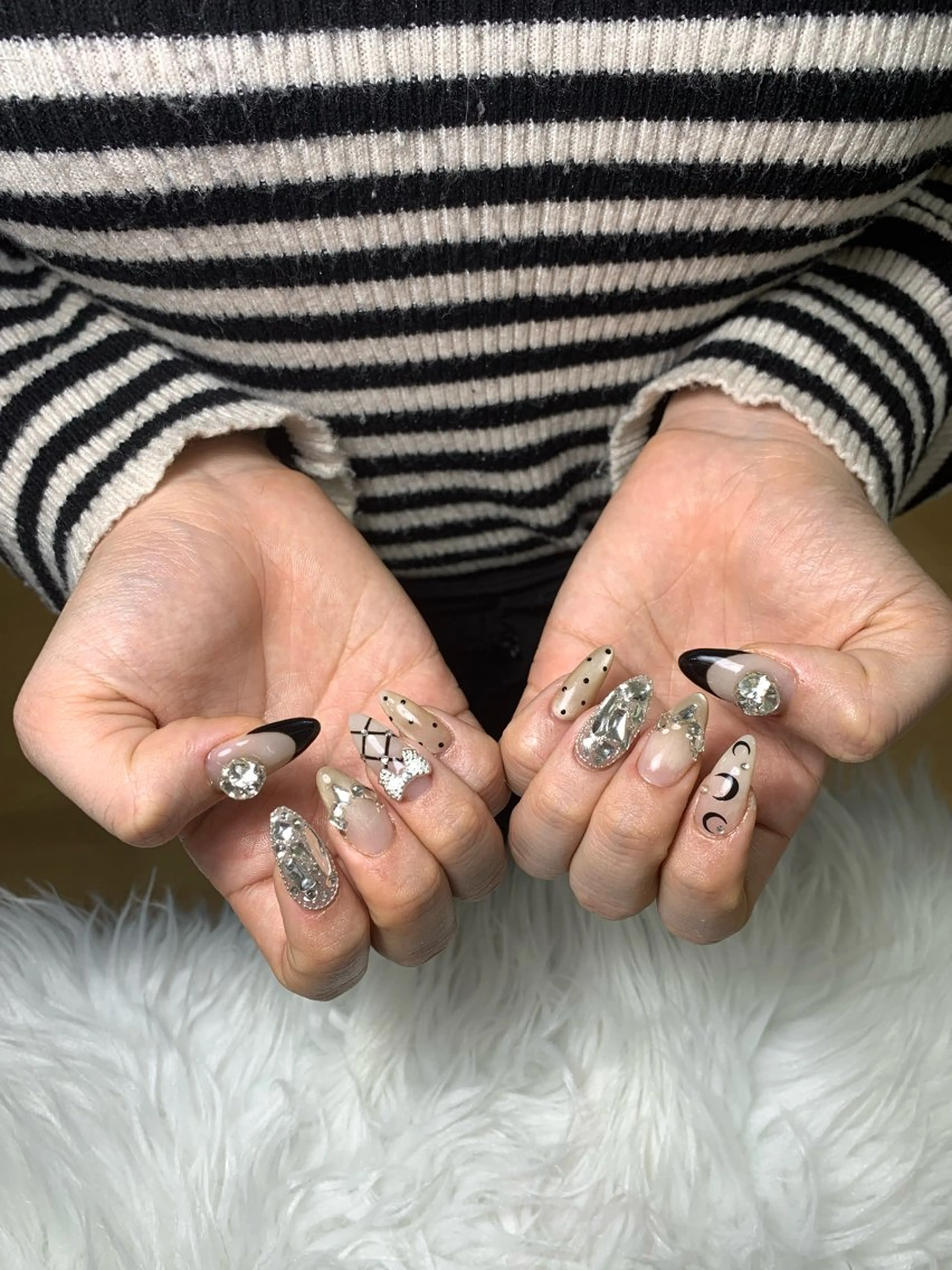 ネイル アートネイル ジェルネイル マグネットネイル ニュアンスネイル シンプルネイル ハンドネイル Ryu Nail NekoChanのネイルデザイン