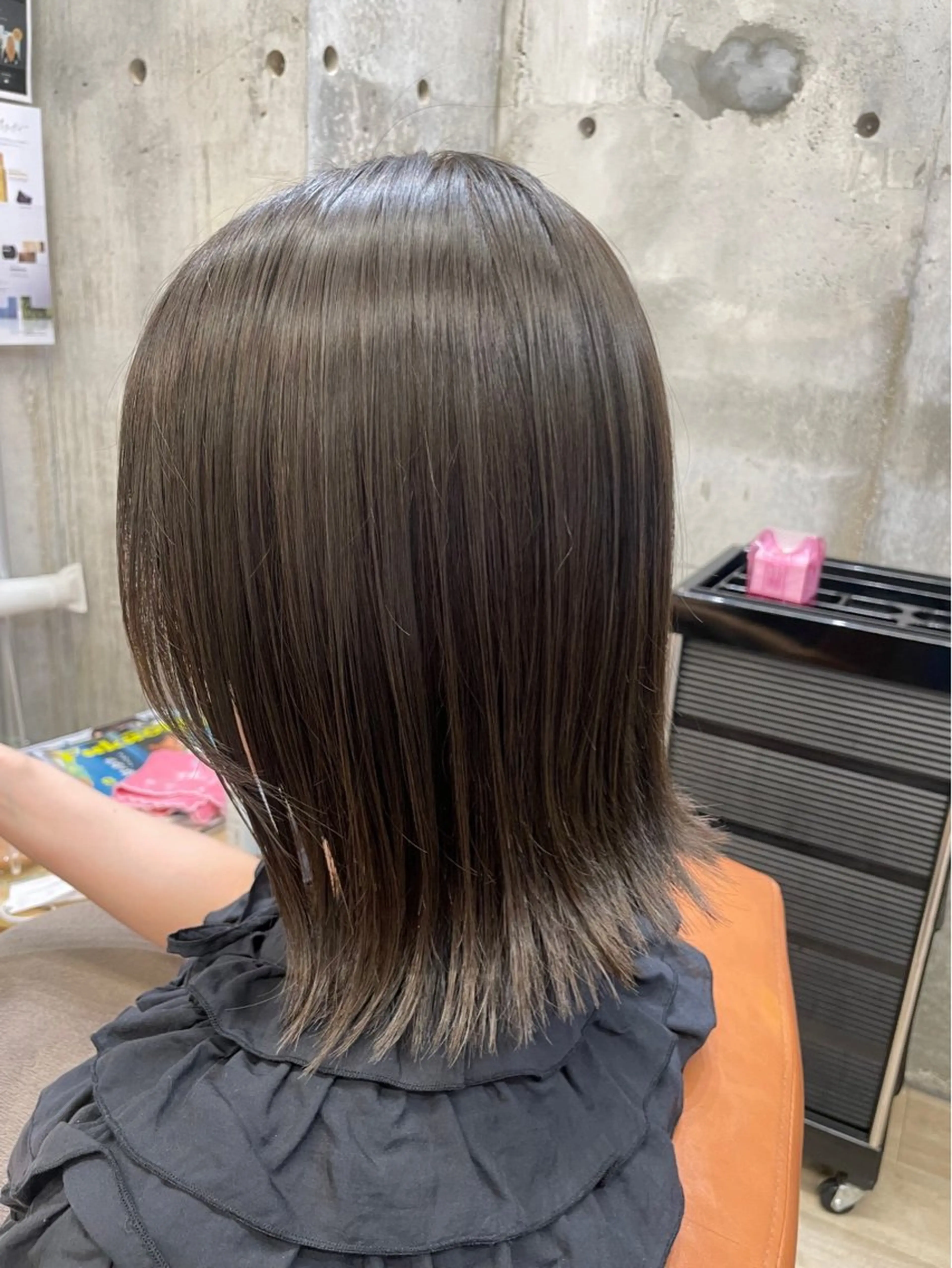 ミディアム カラー 東 史夏のヘアスタイル