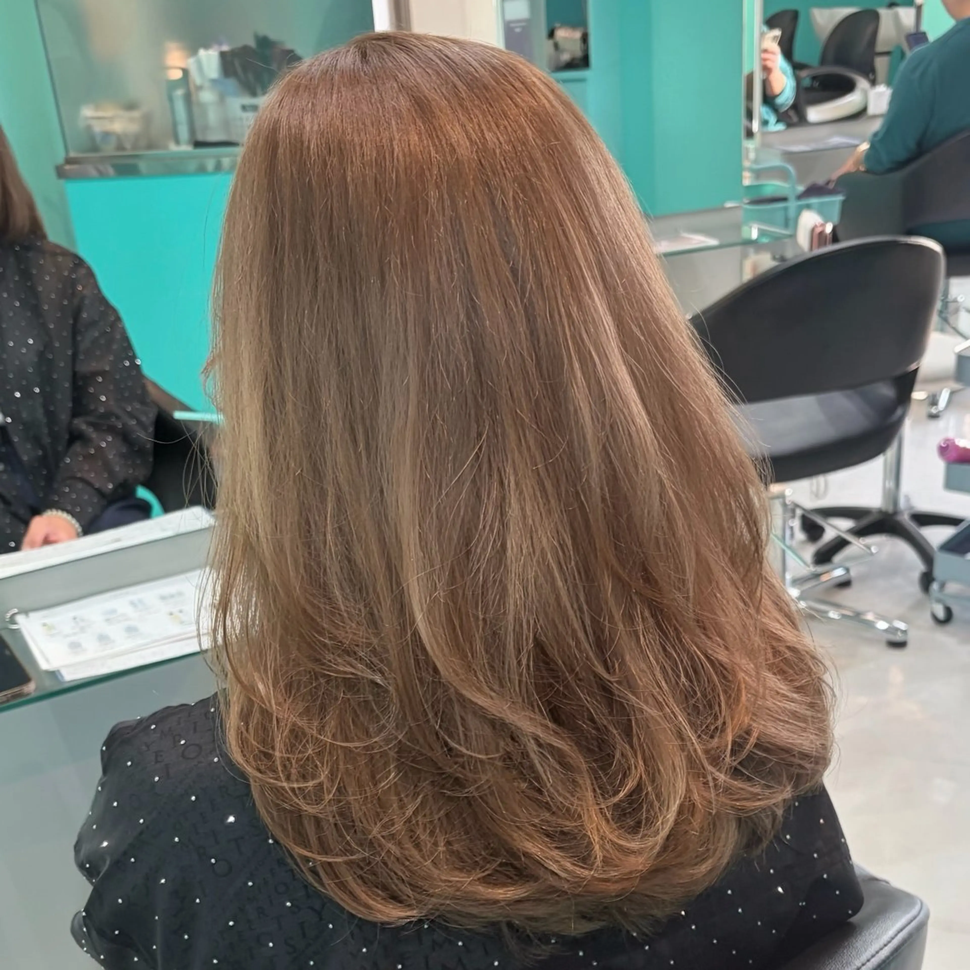 セミロング カラー グレージュ ミルクティーグレージュ カット ヘアカラー トリートメント デザインカラー/ ボブ/Natsukiのヘアスタイル