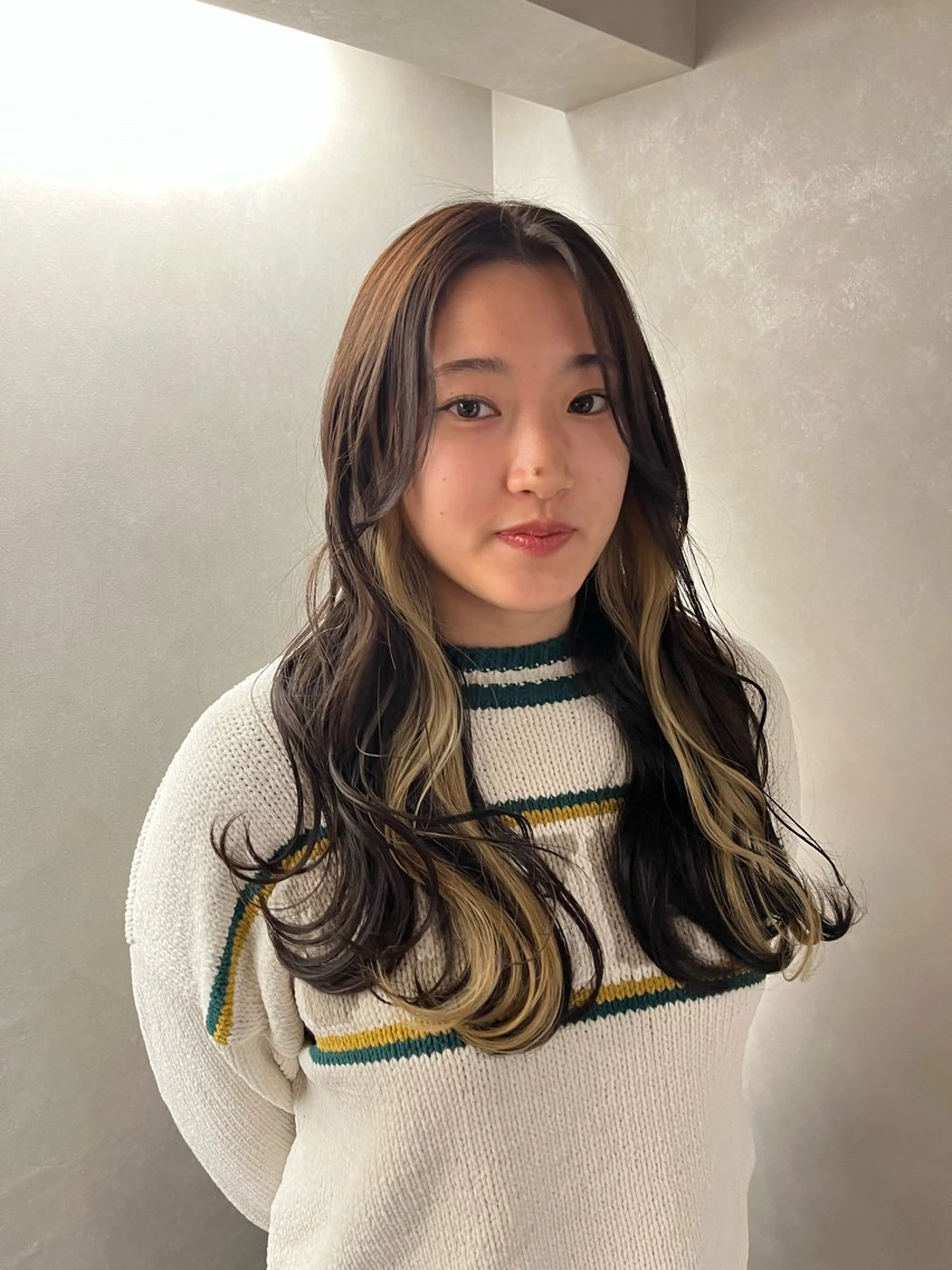 ロング カラー ブリーチ 抜きっぱなしブロンド ブロンド インナーカラー 若命燿史／レイヤー 縮毛矯正/髪質改善のヘアスタイル