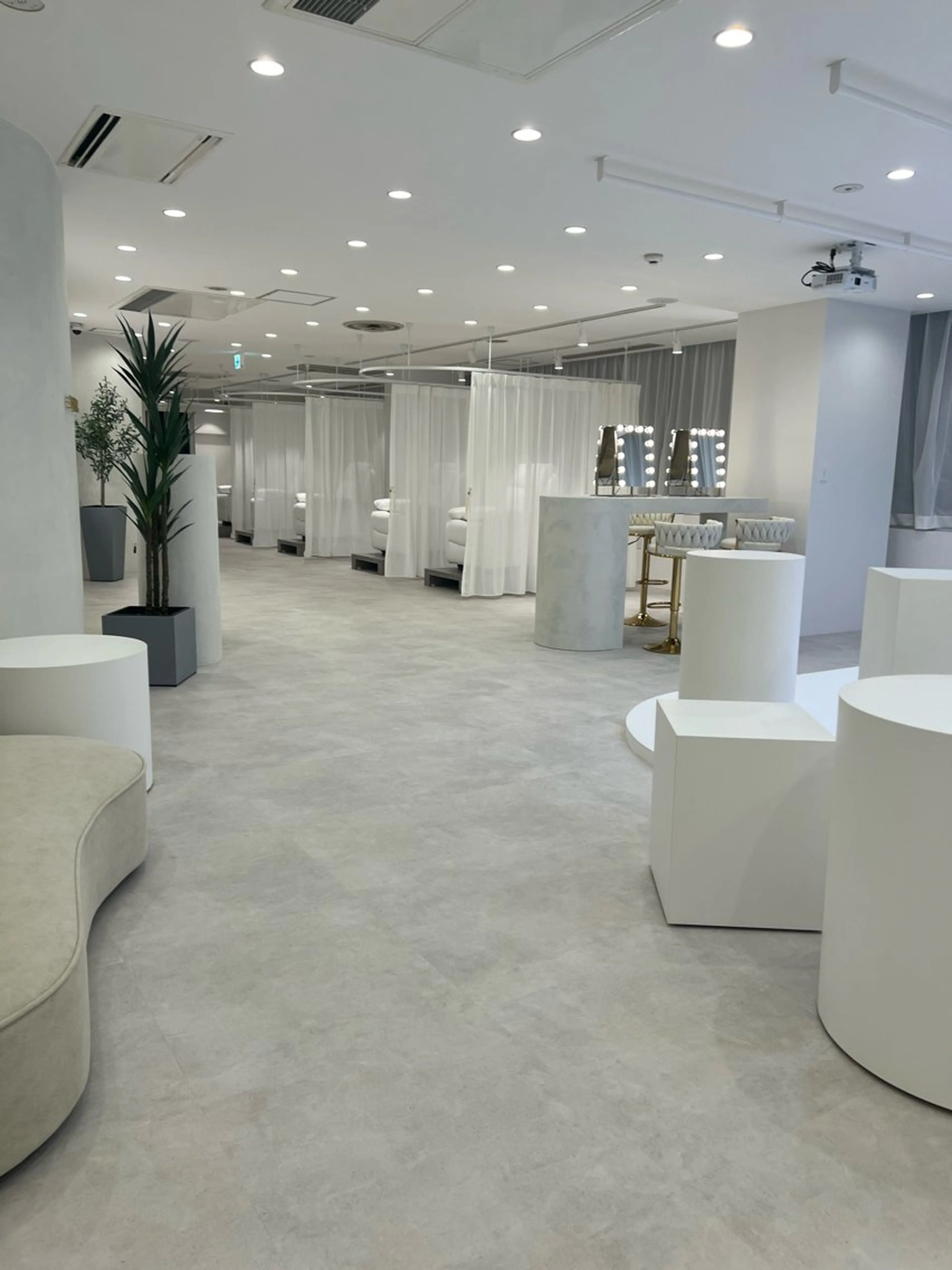 マツエク・マツパ フラットラッシュ まつげパーマ 一重×まつ毛パーマ REI 🫧ROYALのマツエク・マツパデザイン