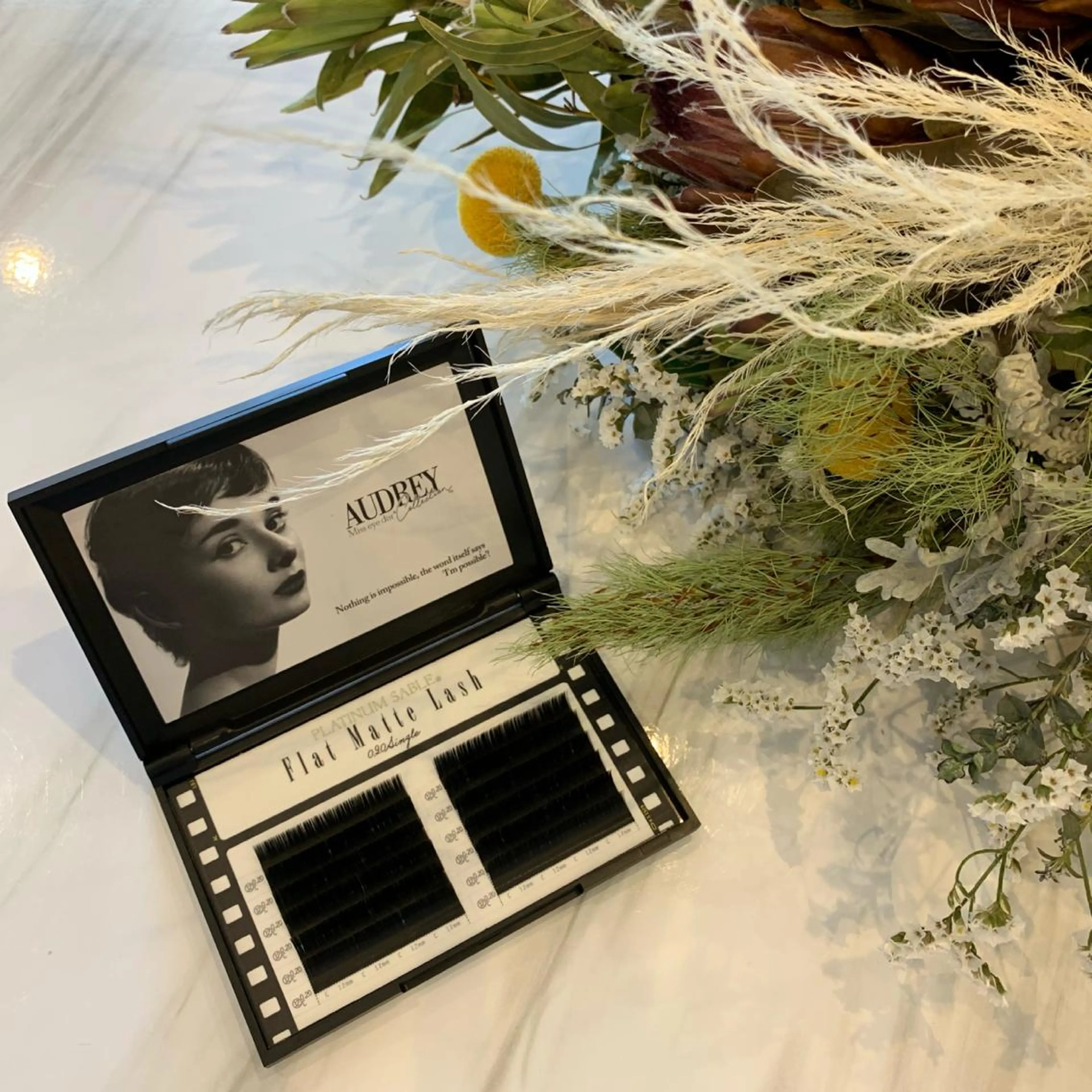 マツエク・マツパ フラットラッシュ r:na / 宇都宮 / まつ毛屋のマツエク・マツパデザイン