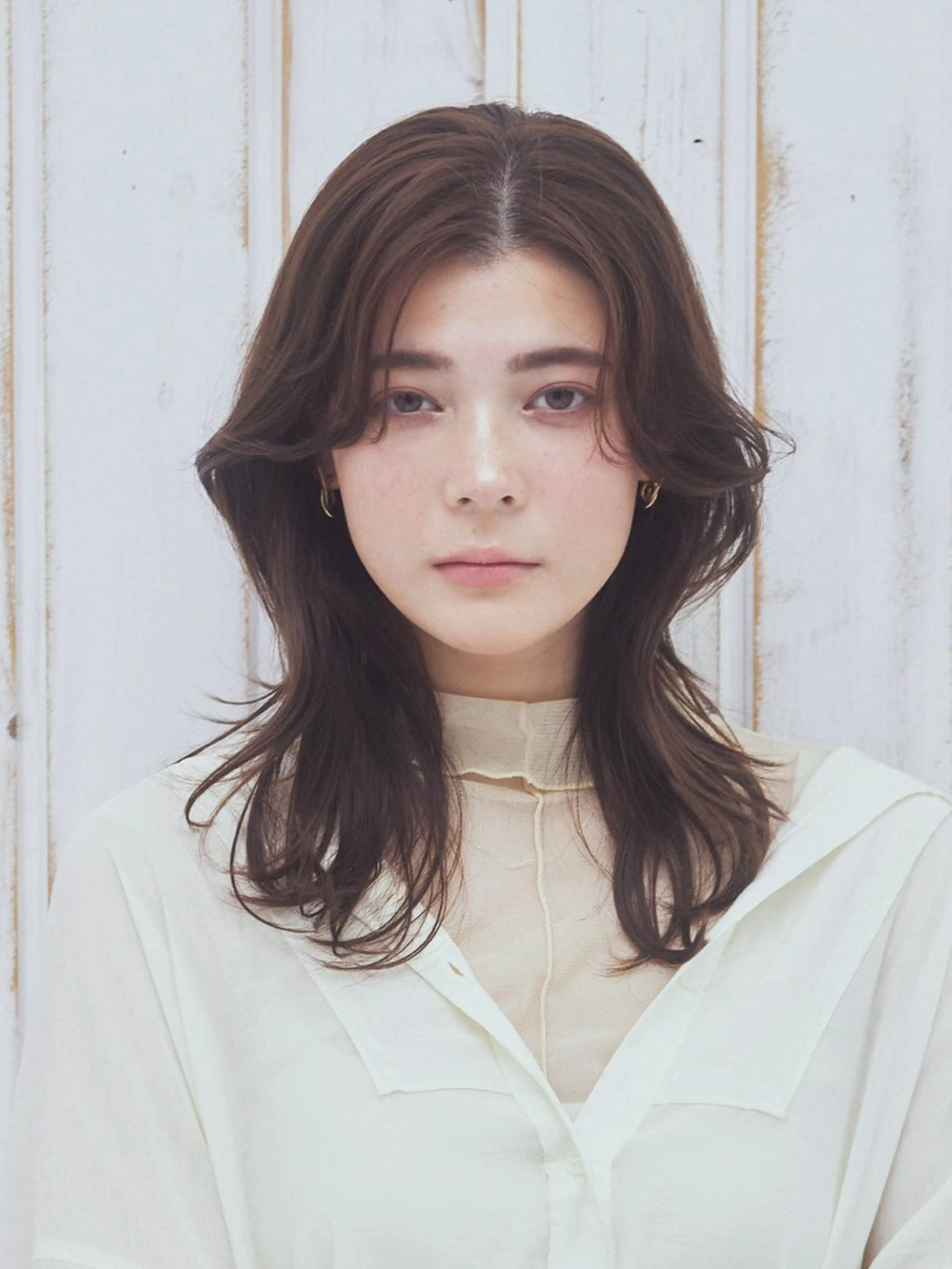 ロング カラー ブリーチ 透明感カラー ダブルカラー ブリーチなしカラー 顔まわりレイヤー カット ヘアカラー トリートメント 大人レイヤー& 透明感カラー💄のヘアスタイル