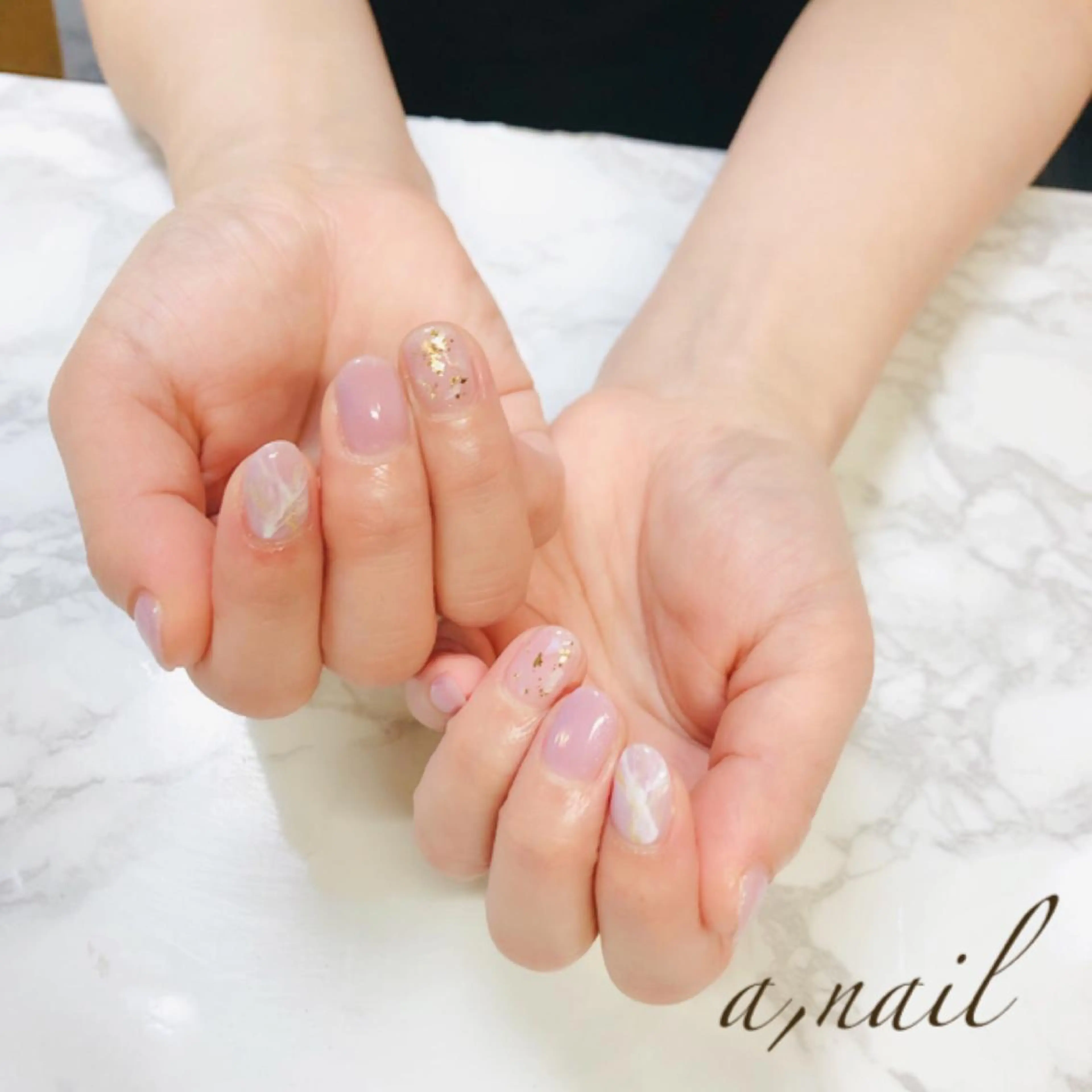 ネイル フットネイル ジェルネイル グラデーション ラメ(グリッター) ラメグラデーション ハンドネイル ネイルサロン エーネイルのネイルデザイン