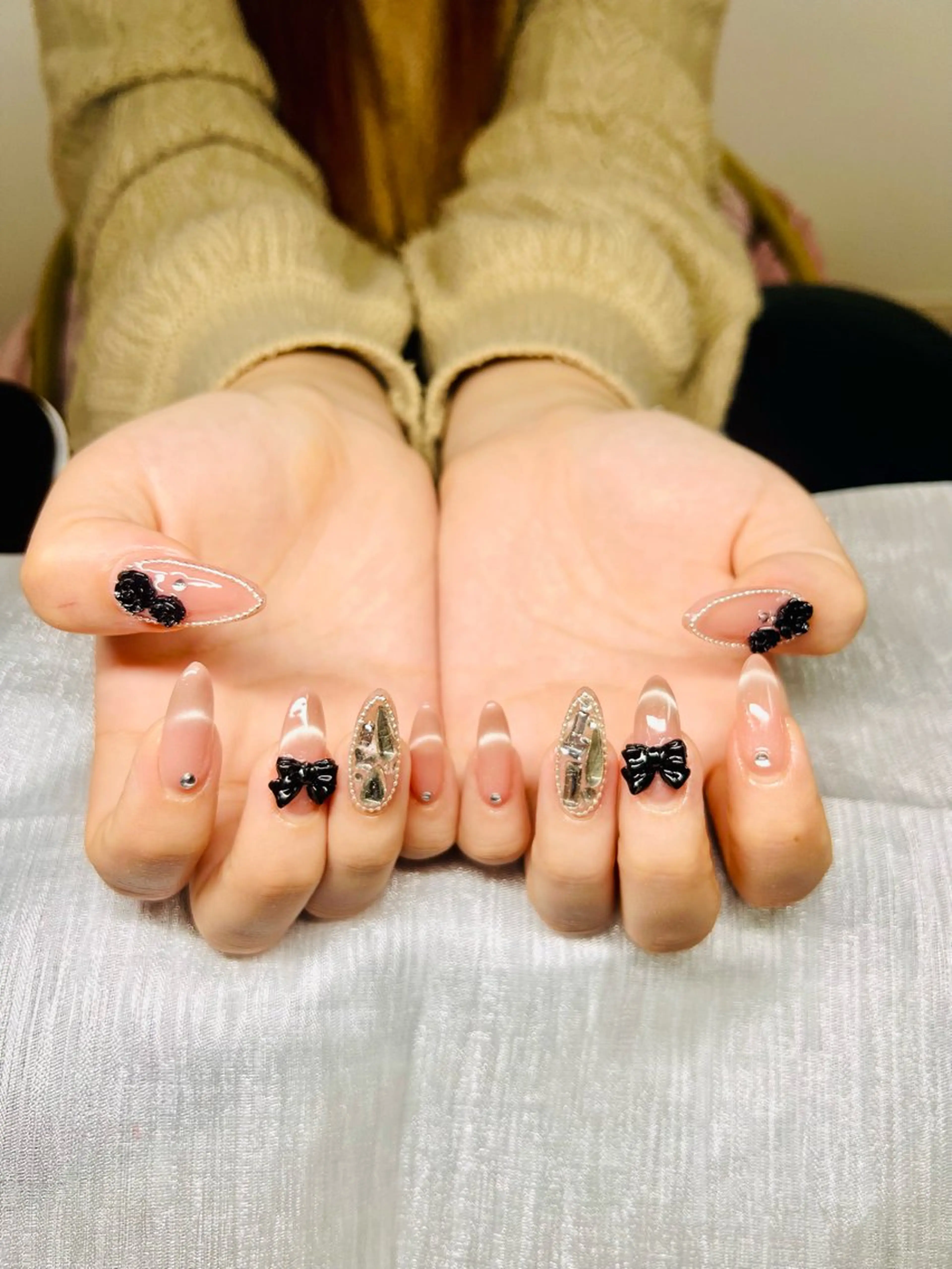 ネイル オーロラネイル チークネイル 長さ出し フットネイル フレンチネイル Lee Nails チップ長さだし専門店のネイルデザイン