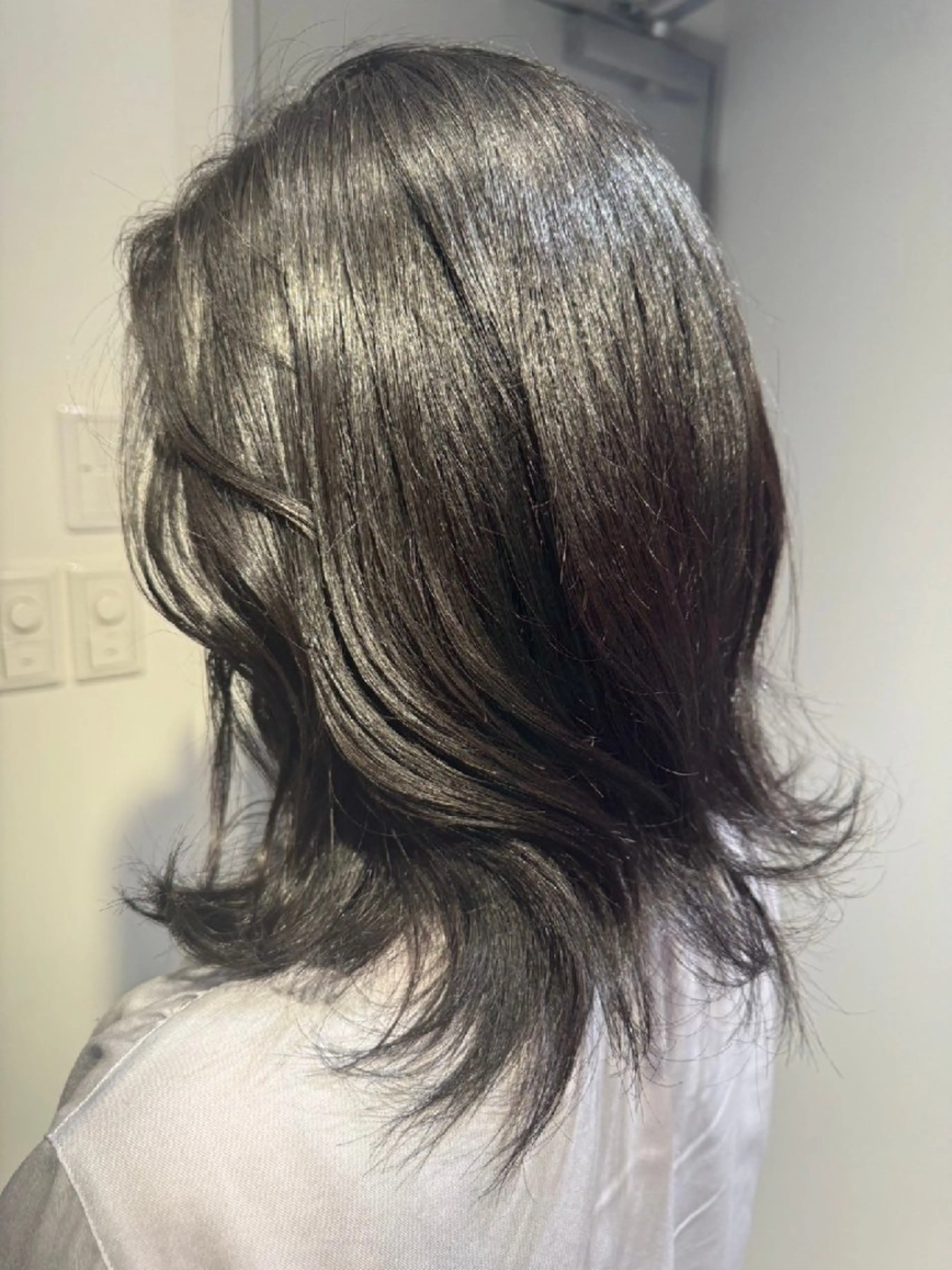 ミディアム ミディアムレイヤー レイヤーカット 小黒泰佑/東銀座 /縮毛矯正特化のヘアスタイル