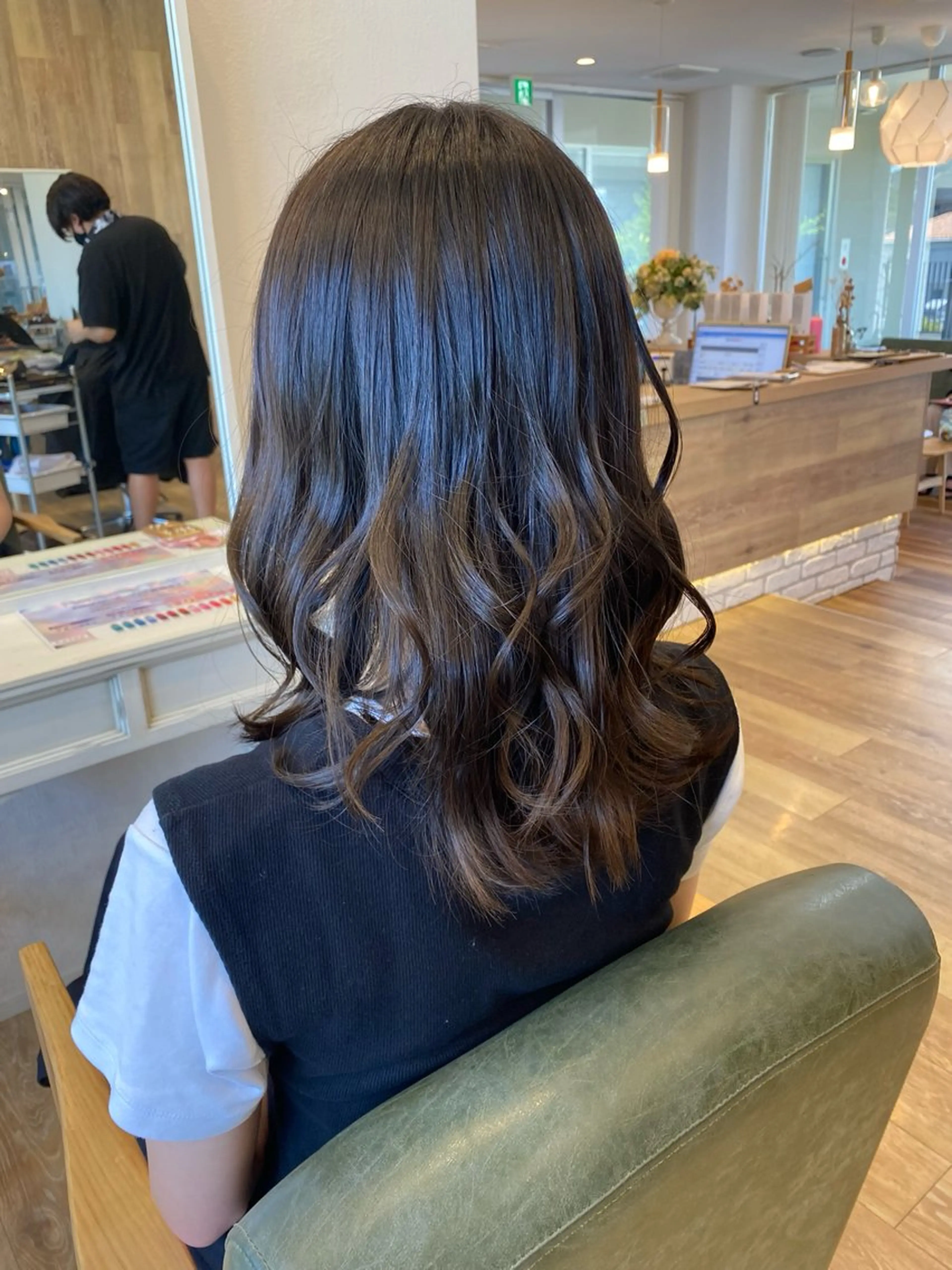 ミディアム カット ヘアカラー トリートメント 梶田 伸篤のヘアスタイル