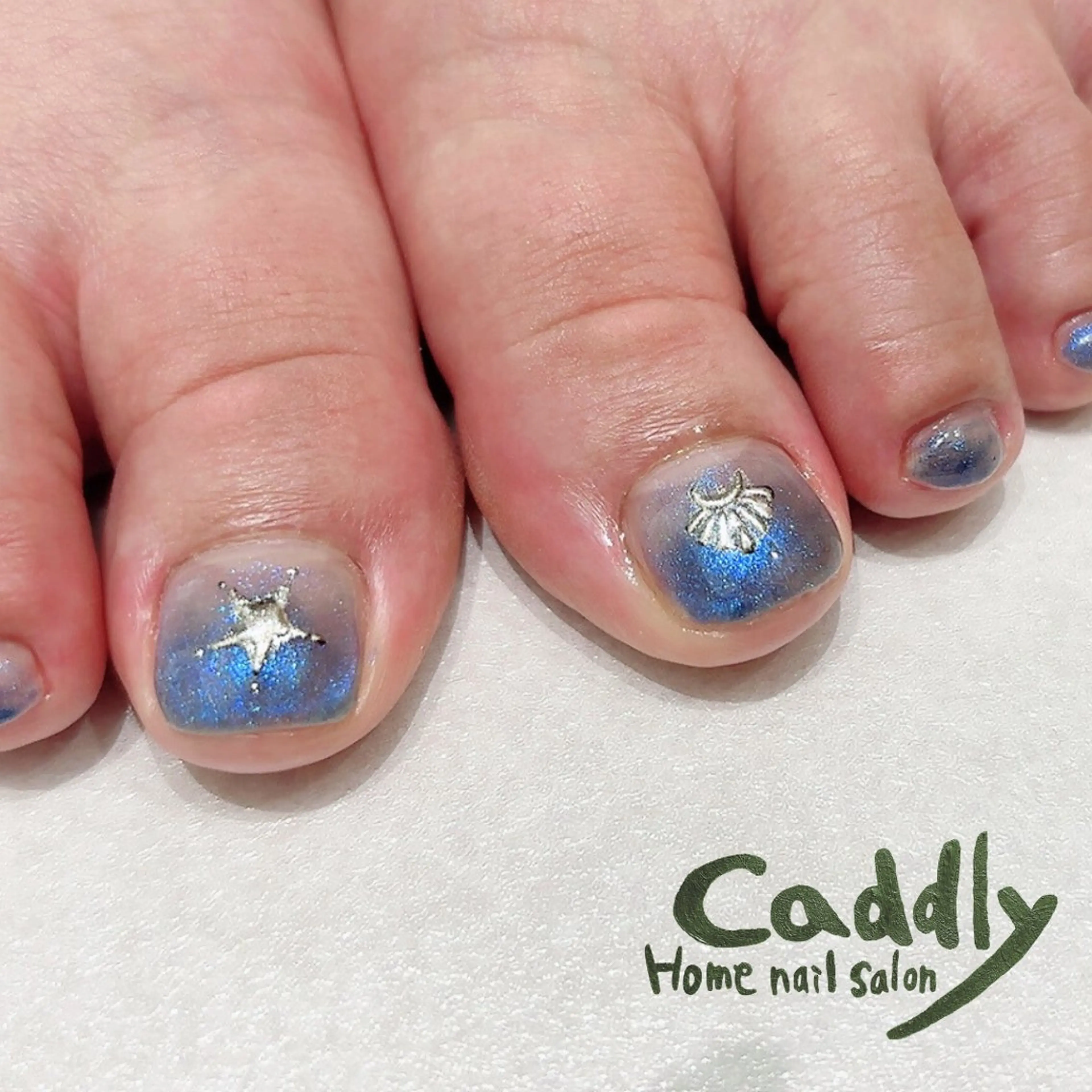 ネイル ブルー シンプルネイル caddly naoのネイルデザイン