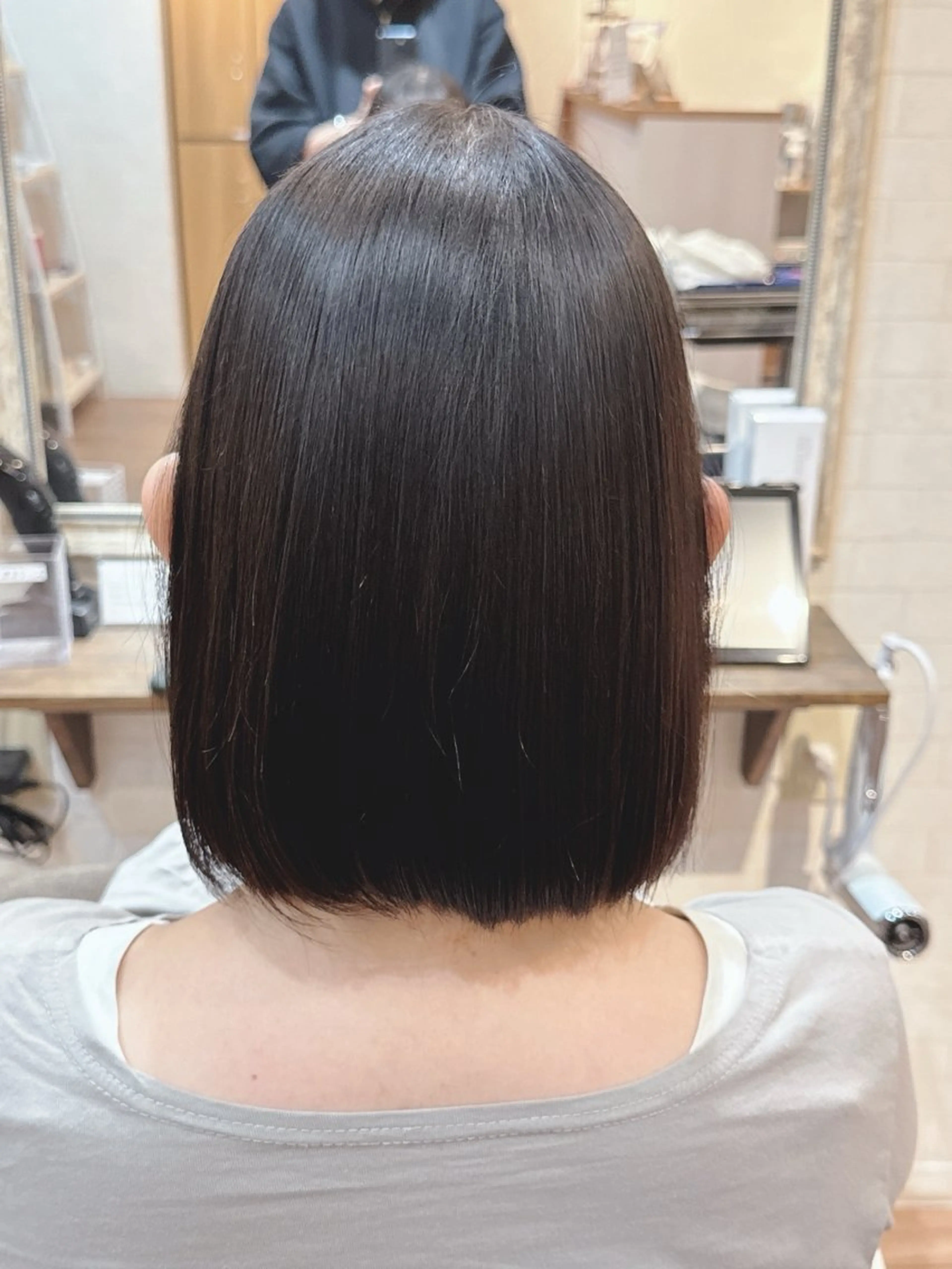 ミディアム KOBA こばのヘアスタイル