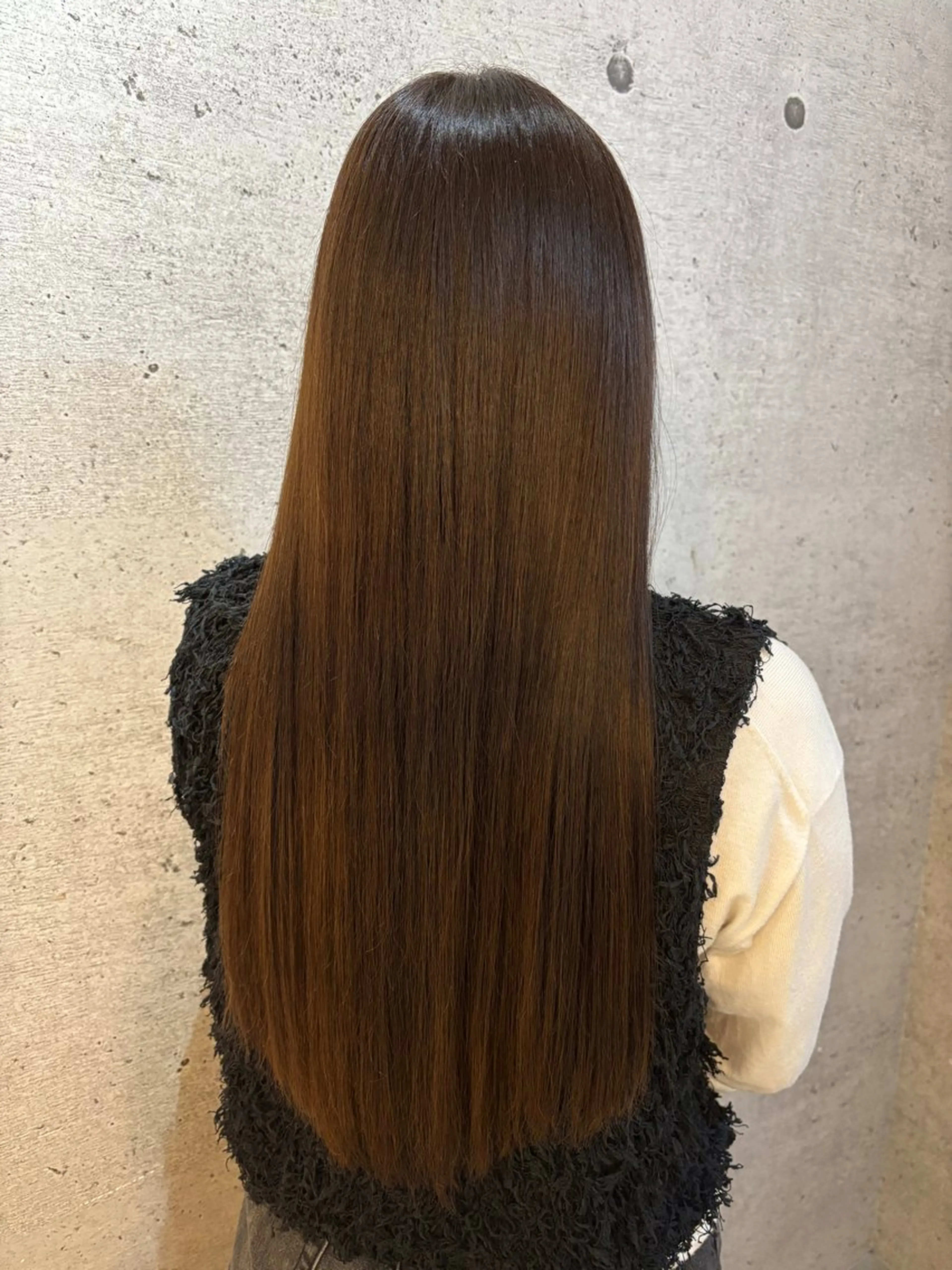 ロング トリートメント Rio/ベージュ/ レイヤーカットのヘアスタイル